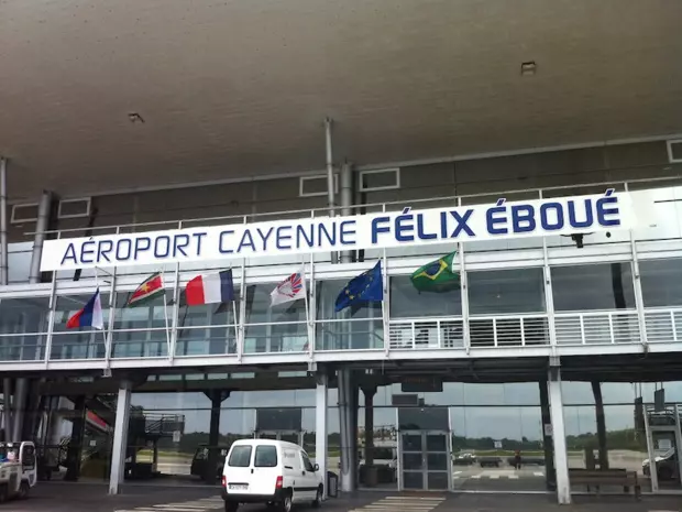 Guyane&nbsp;:&nbsp;La&nbsp;direction de l'aéroport Félix&nbsp;Eboué&nbsp;somme les institutions d'agir dans l'intérêt des voyageurs