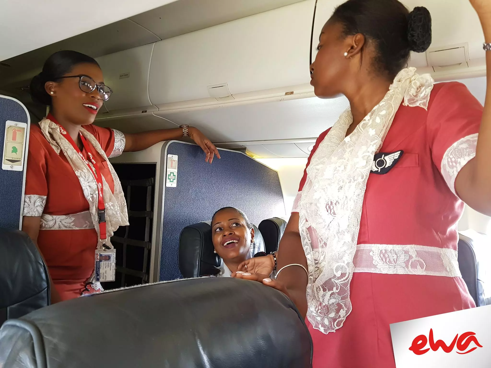 10 jeunes mahorais filent vers une carrière de PNC, grâce à Ewa Air et ses partenaires