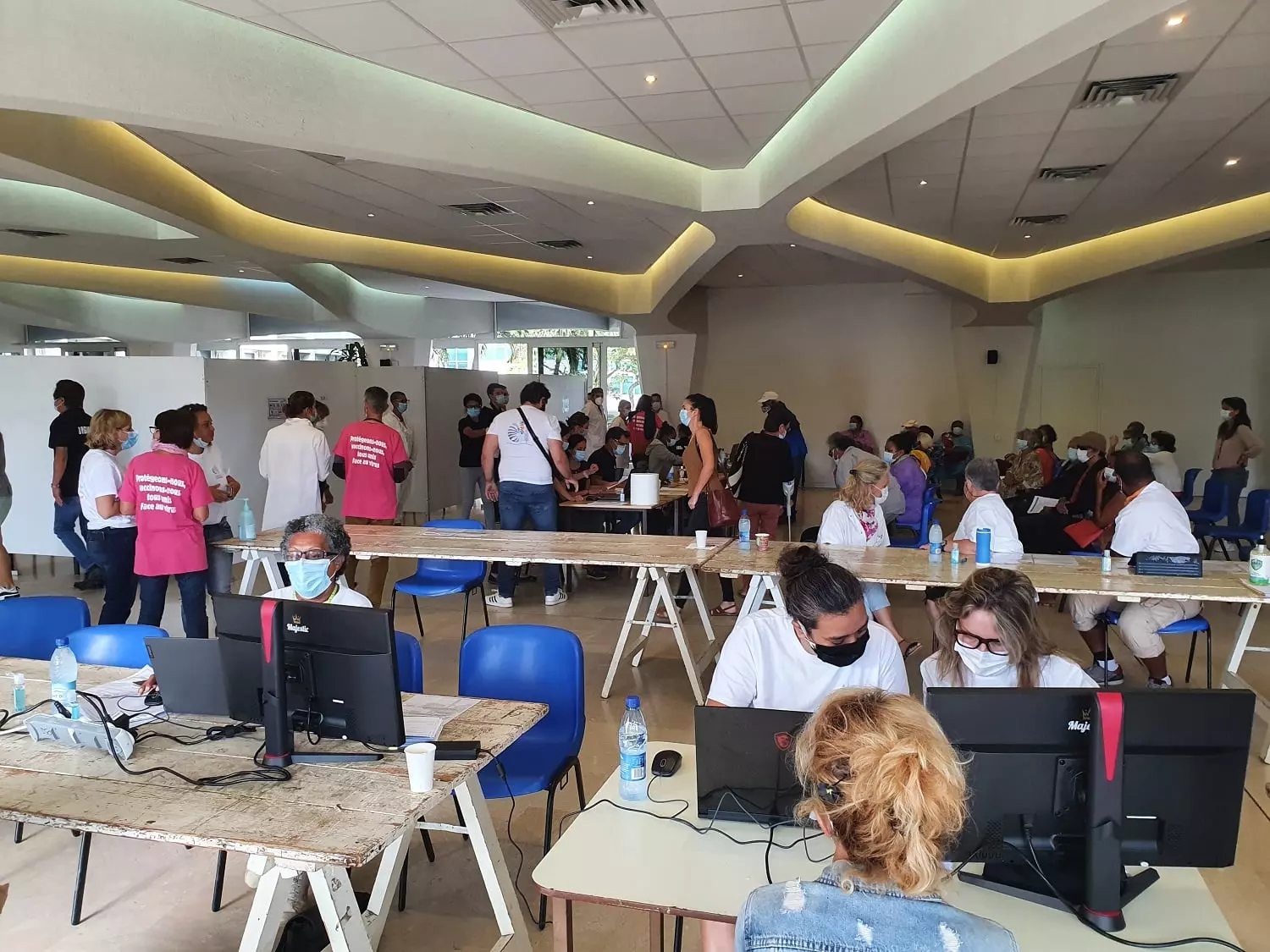 Nouvelle-Calédonie : L’épidémie gagne encore du terrain, la vaccination aussi