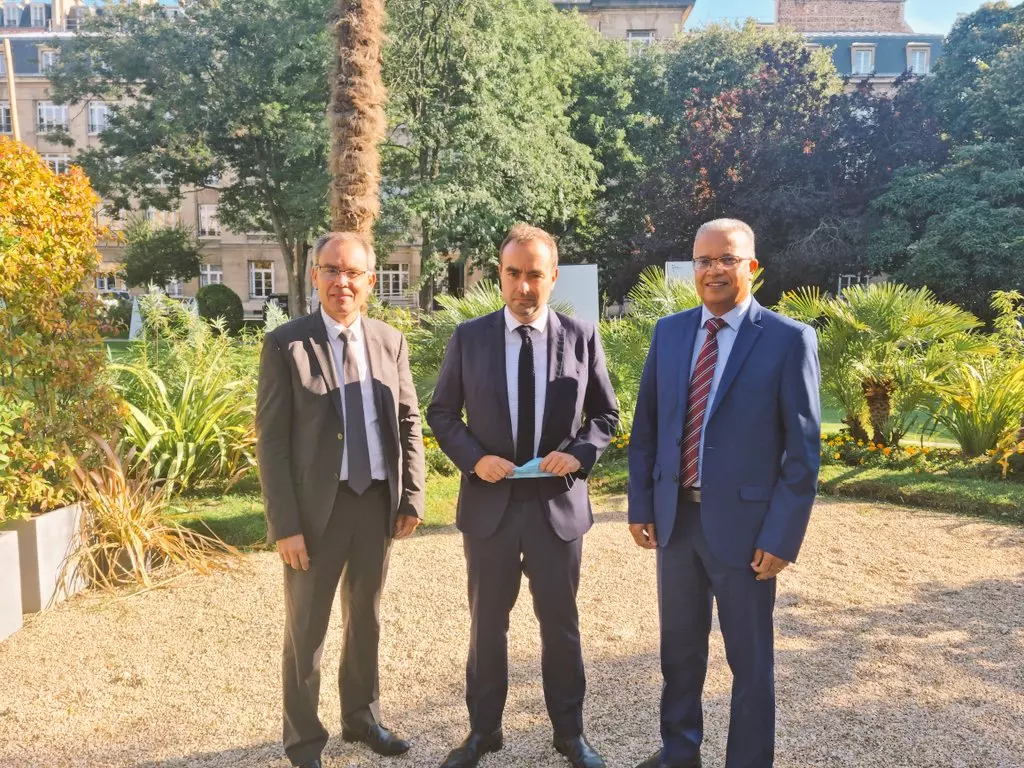 Le Président du Département de La Réunion Cyrille Melchior échange avec Sébastien Lecornu autour de la protection sociale, de la transition écologique