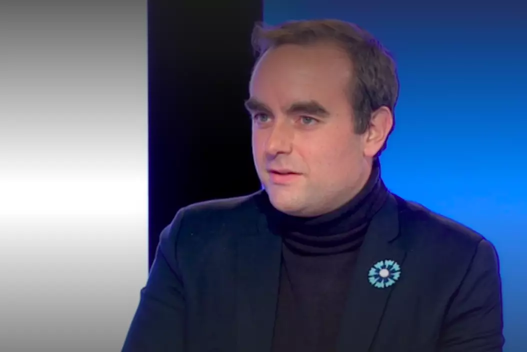 Saint-Pierre et Miquelon : Sébastien Lecornu annonce le maintien des vols directs avec Paris pour 2023