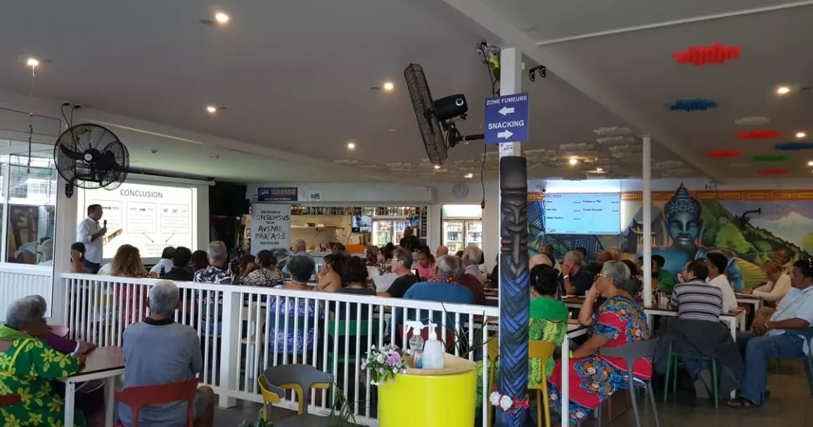 Nouvelle-Calédonie: un parti non-indépendantiste Calédonie Ensemble réclame un statut "définitif"