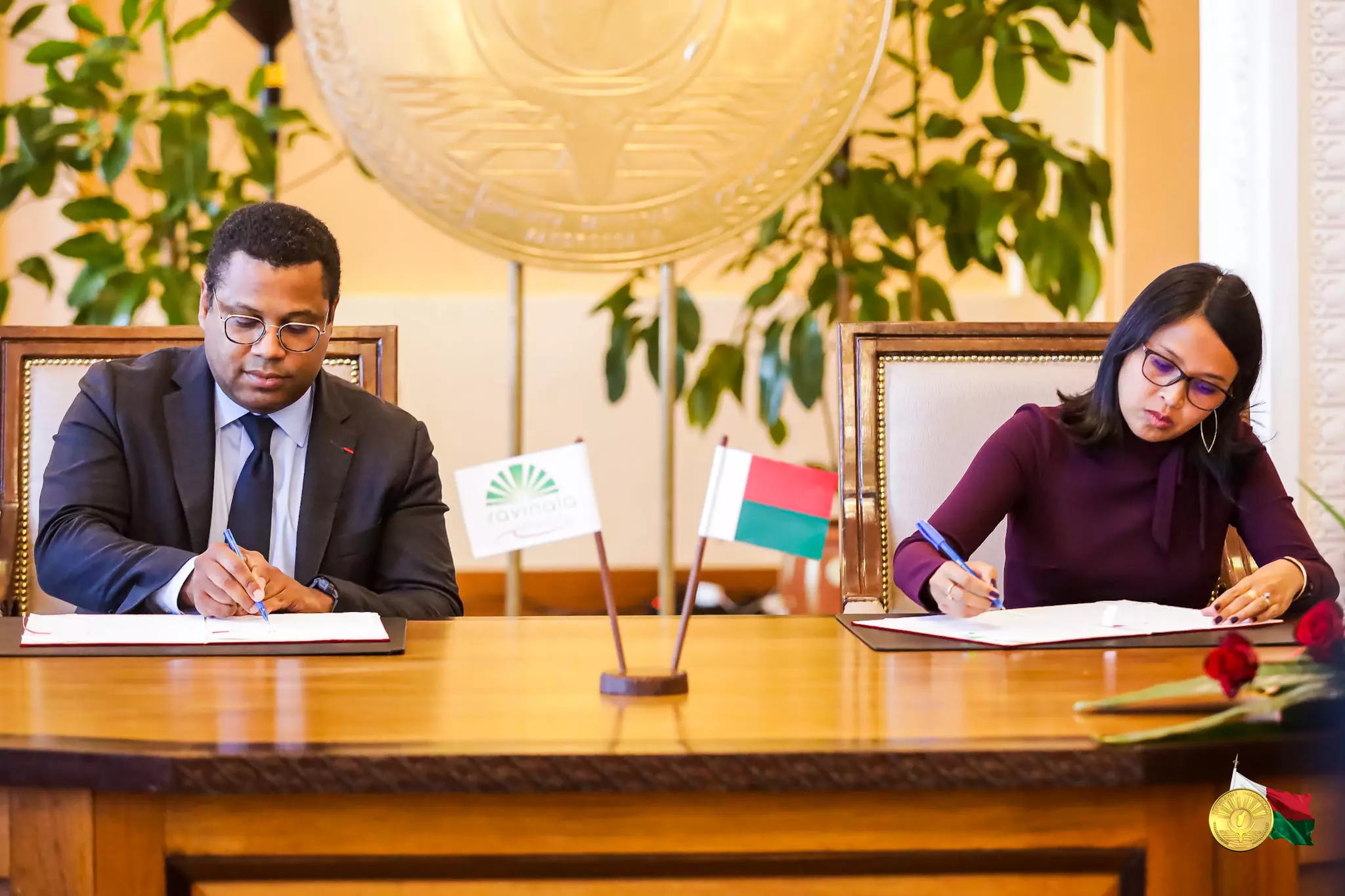 Le groupe Meridiam dirigé par le martiniquais Thierry Deau signe un accord inédit pour l'exploitation de l'aéroport de Madagascar