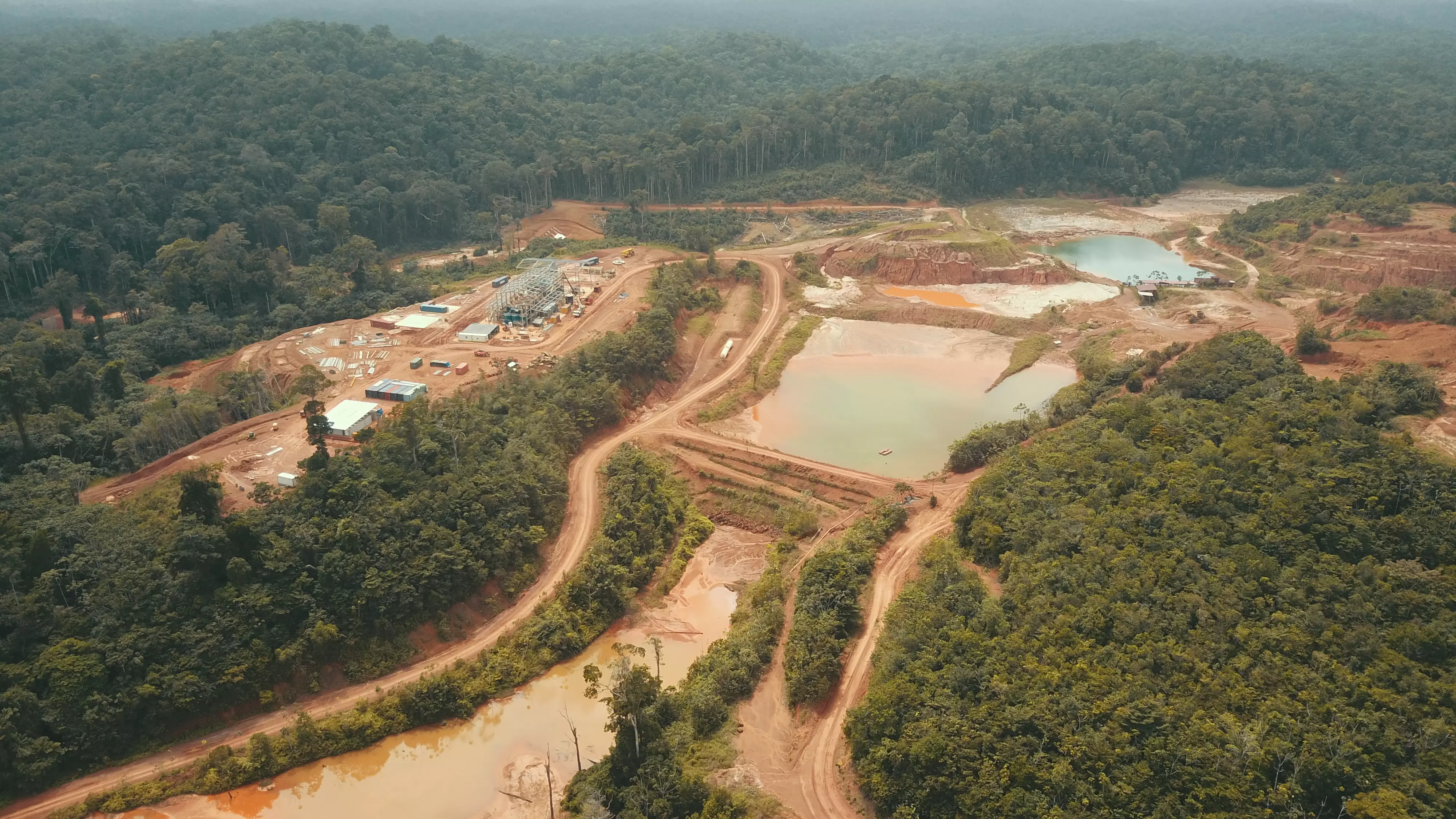 Guyane : L'usine aurifère d'Auplata reprend son activité