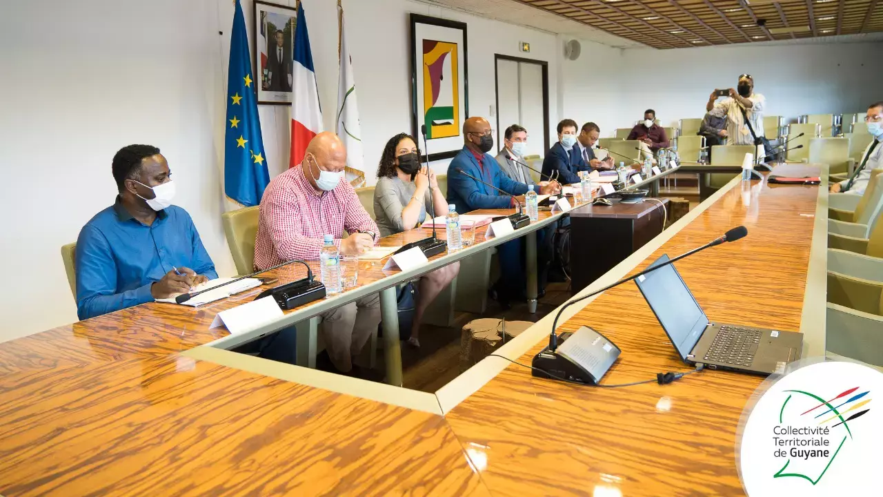 Guyane : Partenariat entre la CTG , la CCI , la Banque des Territoires et EGIS, en vue de l'appel d'offre pour le&nbsp; renouvellement de la concession de l’aéroport Félix&nbsp;Eboué