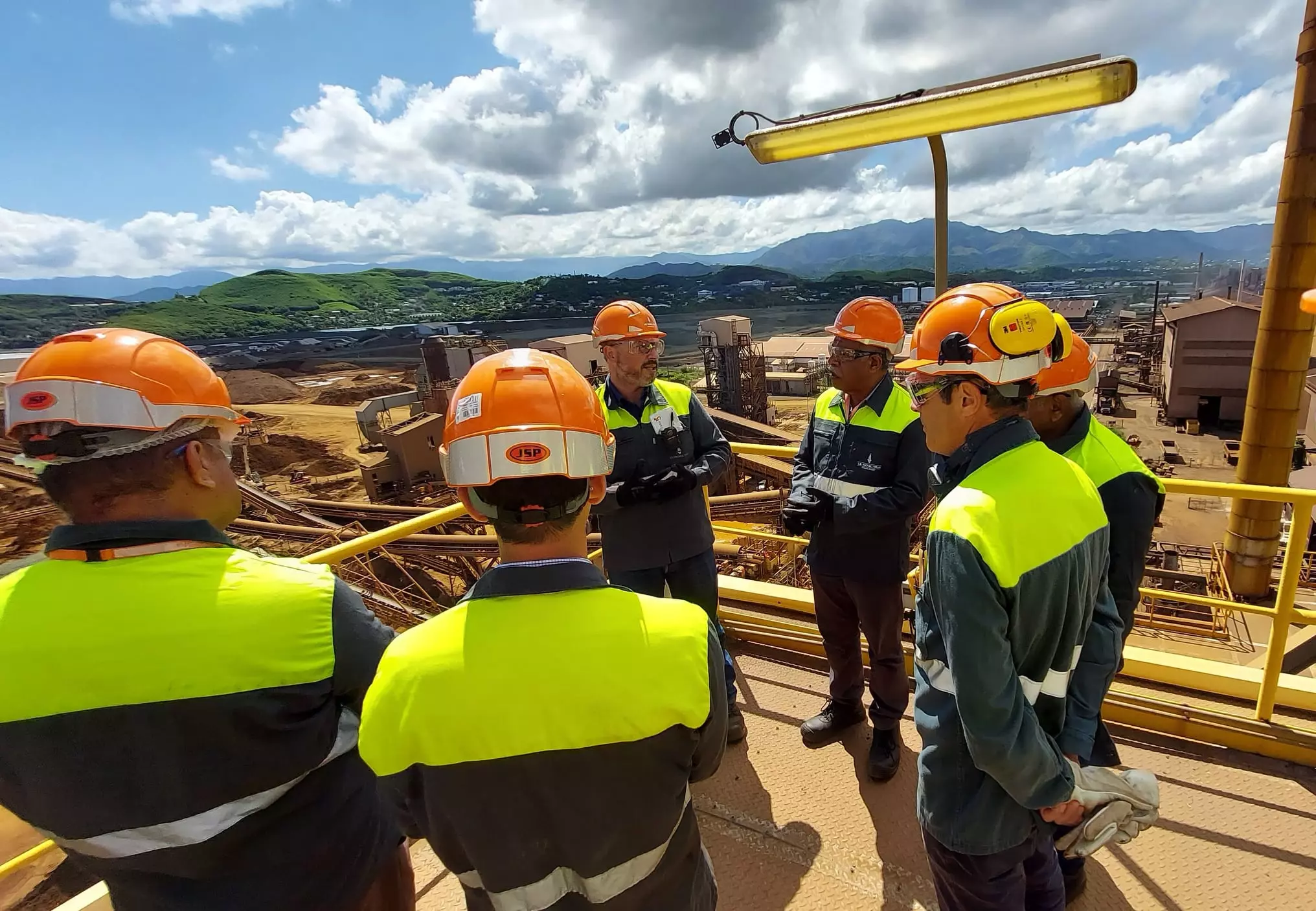 Nouvelle-Calédonie : Visite officielle du gouvernement sur site de la SLN dans le cadre de la « vision stratégique »