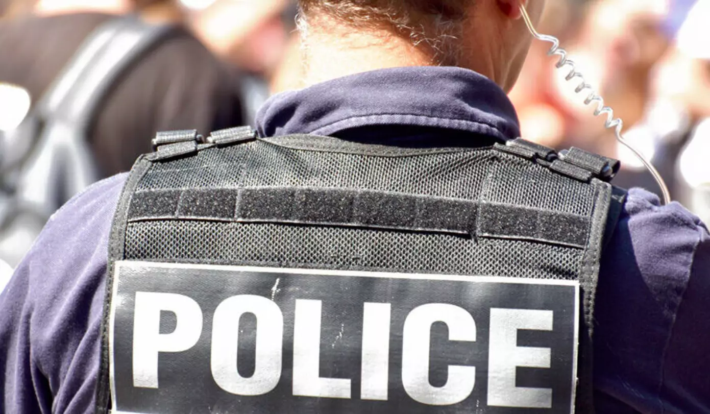 Polynésie : Le ministre de l’Intérieur interpellé sur la mutation des policiers