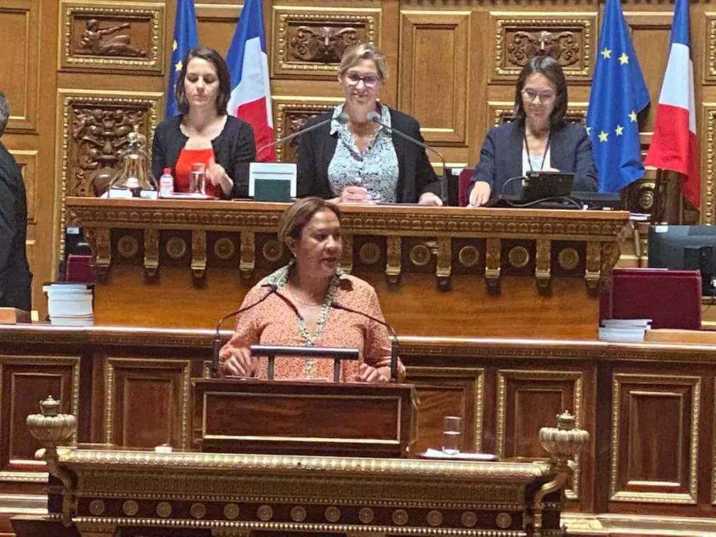 Fonction publique en Polynésie : La sénatrice Lana Tetuanui veut supprimer la prime d’éloignement aux fonctionnaires affectés sur place