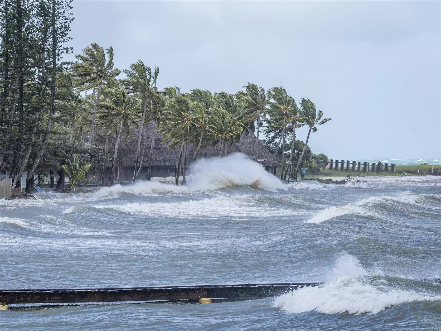 La Nouvelle-Zélande se prépare au passage du cyclone Gabrielle, qui a fait quelques dégâts en Nouvelle-Calédonie