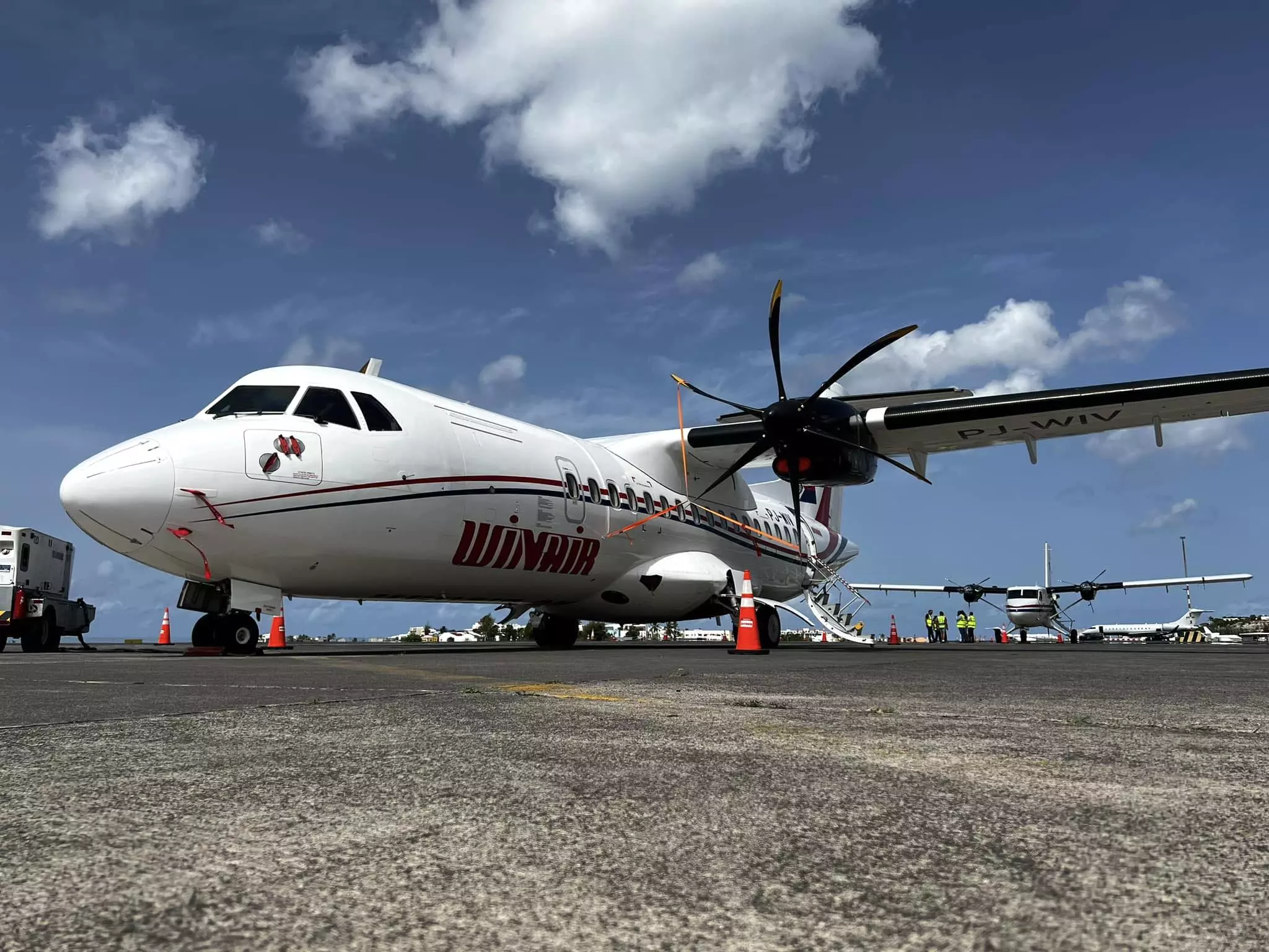 Aérien : Winair a lancé ses premiers vols entre Saint-Martin, la Dominique et la Martinique