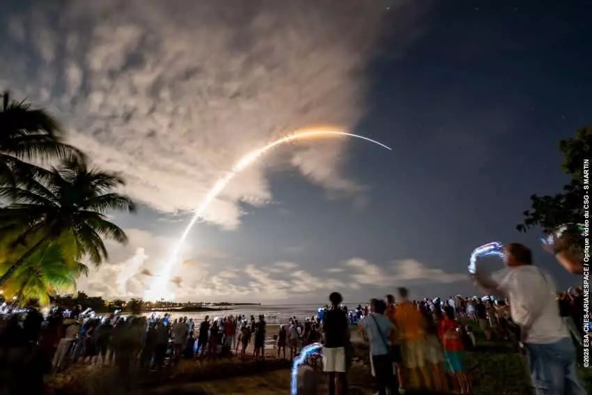 Décollage réussi pour le lanceur Vega C en Guyane