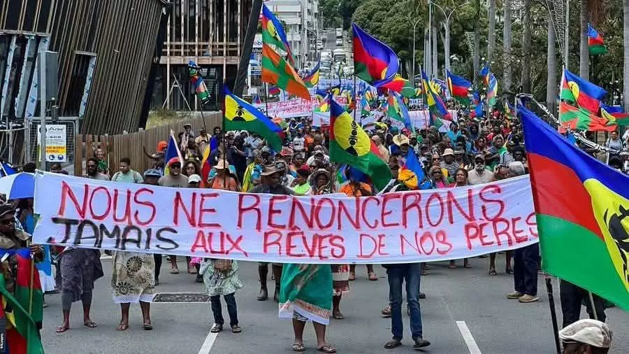 L'accord sur l'avenir de la Nouvelle-Calédonie suspendu au congrès du FLNKS
