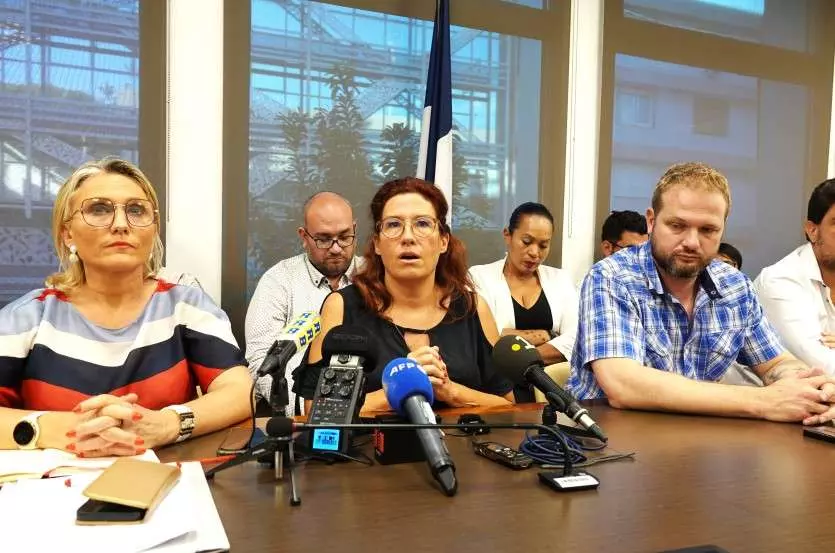 Rejet de l’accord de Bougival : Les Loyalistes et Le Rassemblement dénonce « le reniement » et « la trahison » du FLNKS