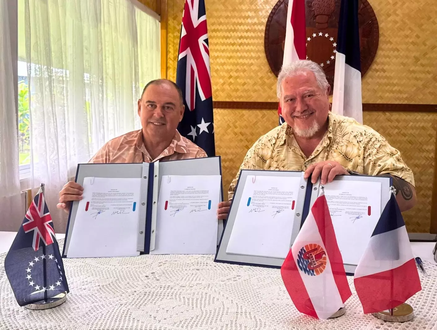 Pacifique : Un accord-cadre « historique » signé entre les Îles Cook et la Polynésie pour « renforcer la connectivité aérienne régionale »