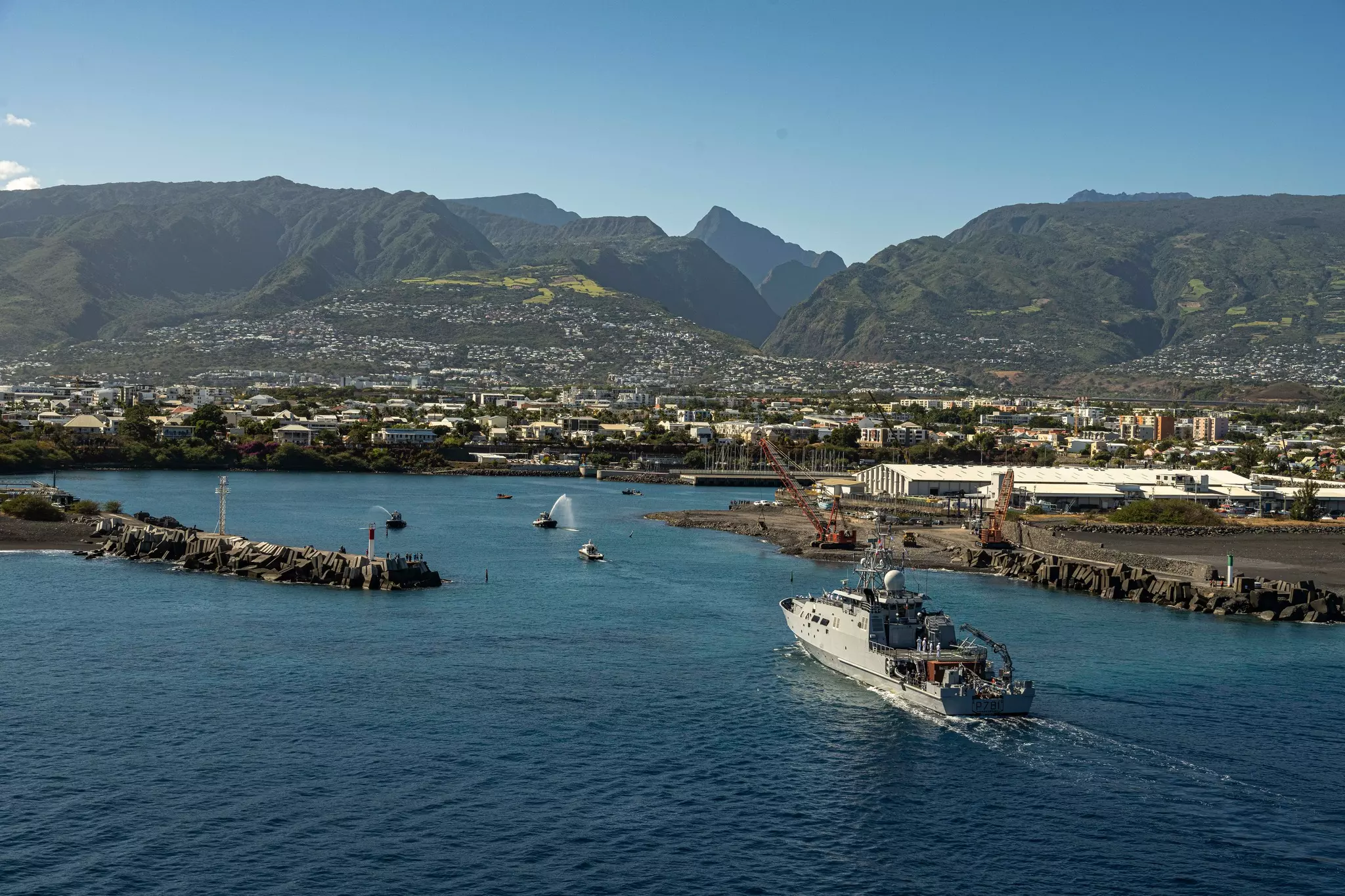 Armées : Le patrouilleur Outre-mer Auguste Técher rejoint La Réunion