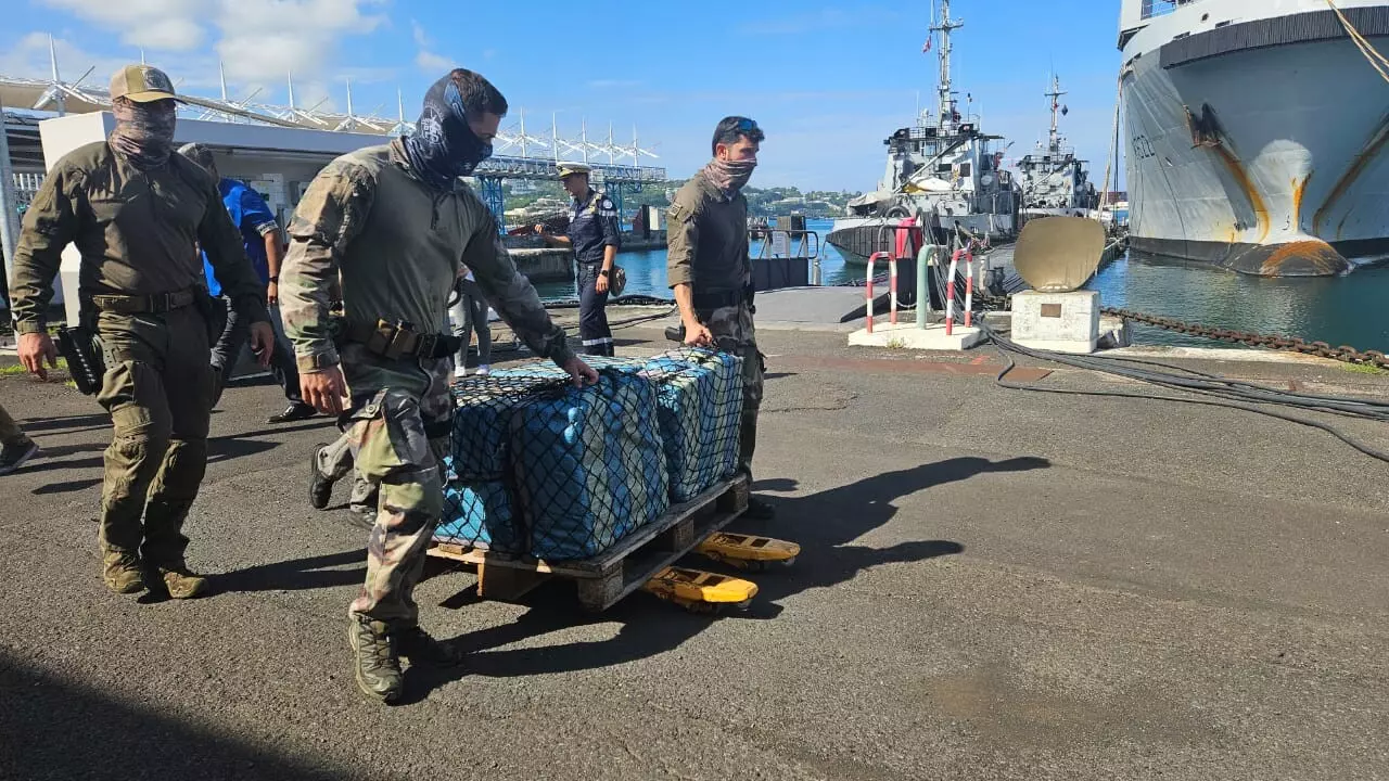 Polynésie : La saisie opérée mi-juillet aux îles Marquises devient « historique » avec 1 878 kg de drogues au total