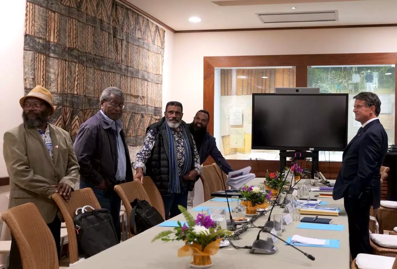 Nouvelle-Calédonie : Pour les indépendantistes de l’UNI, Bougival poursuit « le processus de décolonisation et d’émancipation » de l’archipel