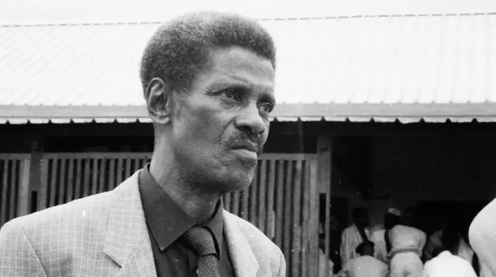 Grandes figures des Outre-mer : Younoussa Bamana, premier préfet de Mayotte, député et président du Conseil général, farouche défenseur de la départementalisation