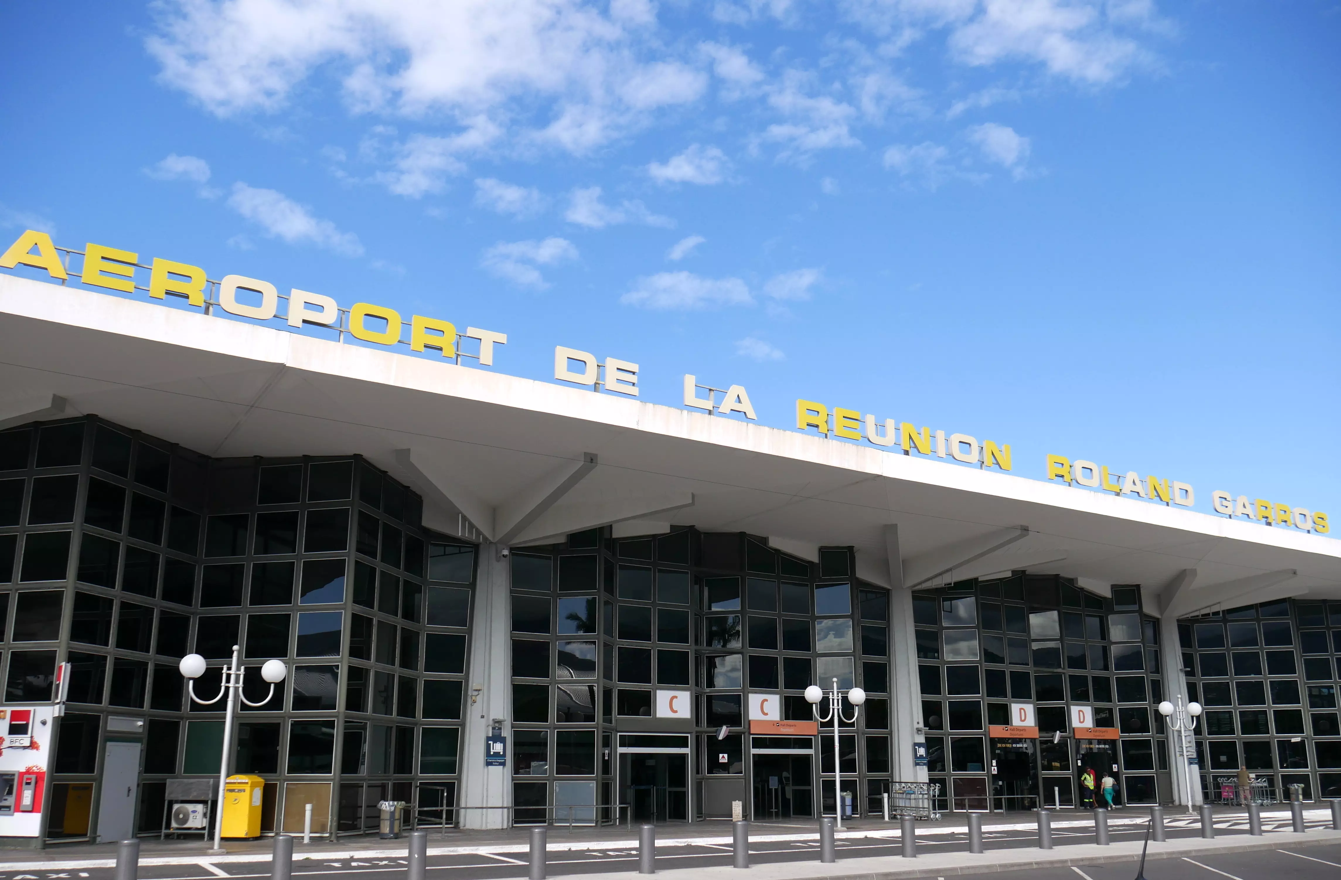 Aérien : L’aéroport La Réunion Roland-Garros, un « espace social et économique stratégique » selon une étude
