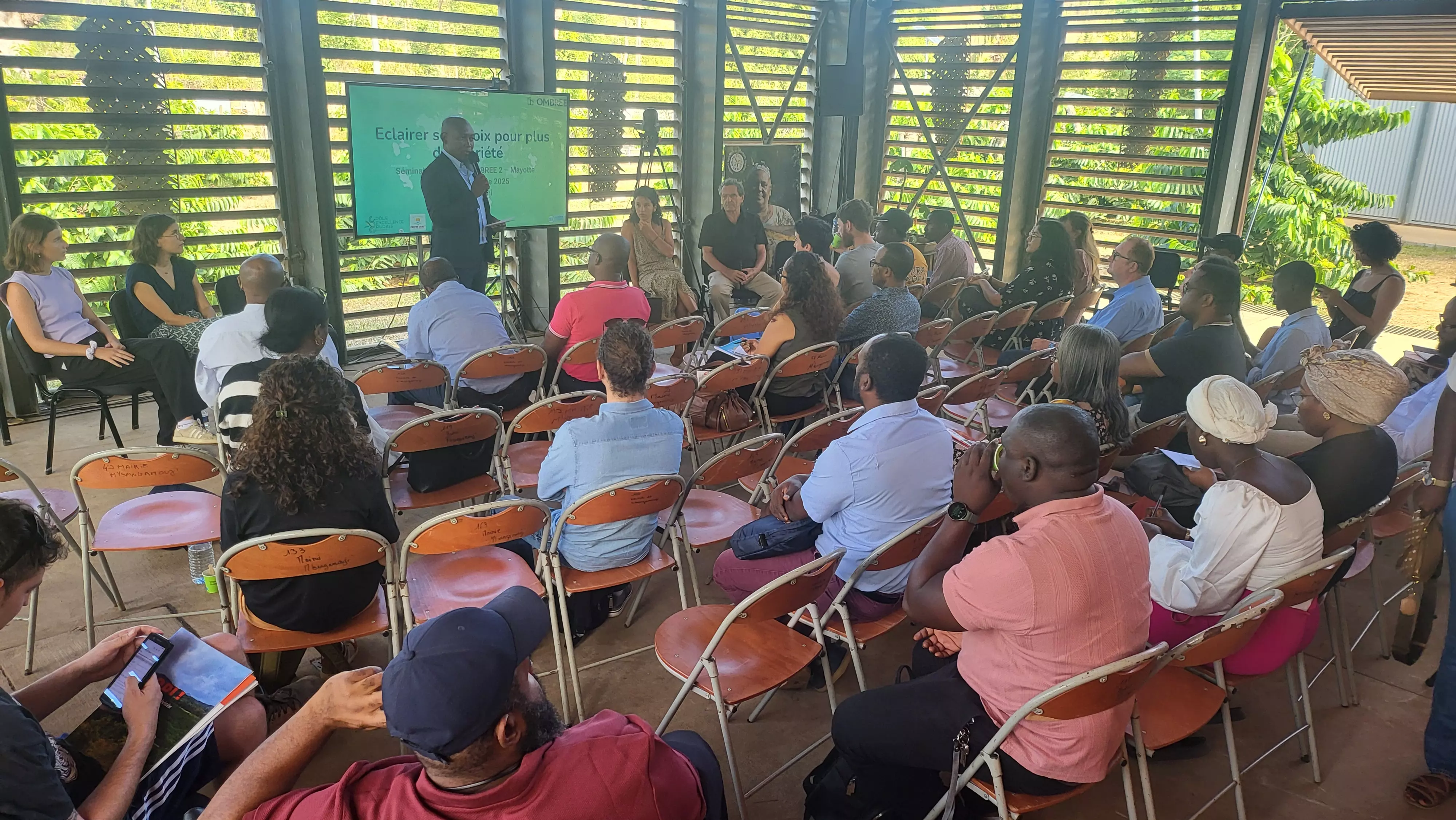 Séminaire OMBREE en Outre-mer:  Eclairer ses choix pour plus de sobriété à Mayotte