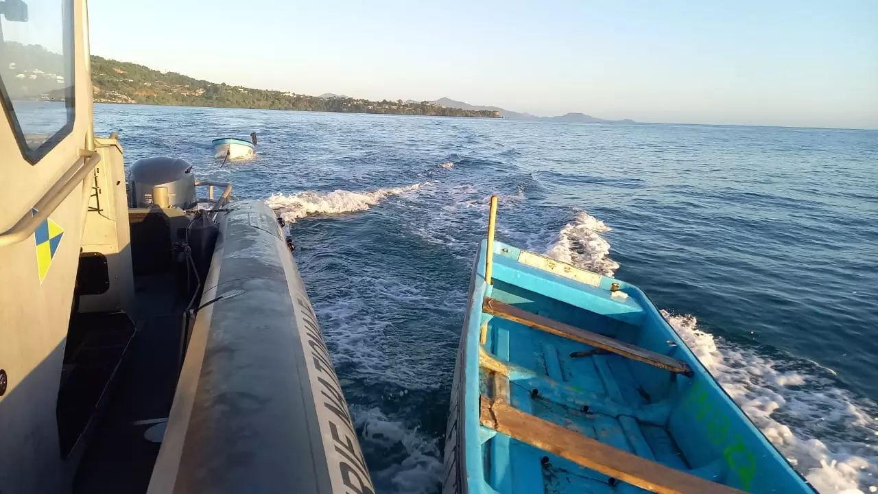 Trois migrants, dont deux enfants, retrouvés morts après le naufrage d'une embarcation à Mayotte