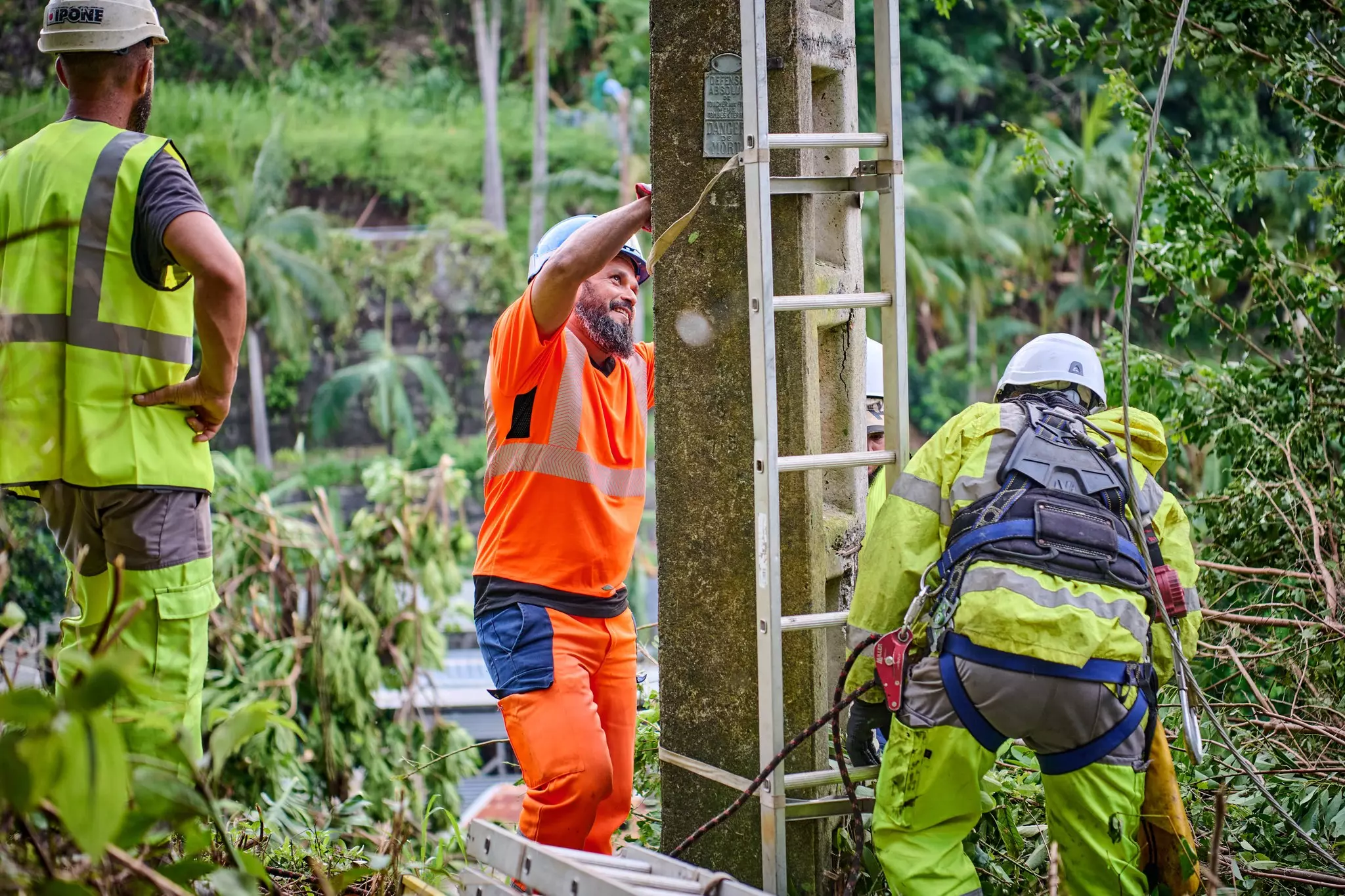 La Réunion : EDF annonce un programme d'investissement pour sécuriser les infrastuctures en prevision des saisons cycloniques
