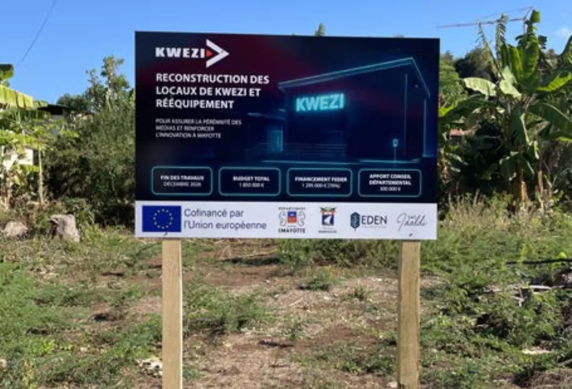 Médias Outre-mer : La chaîne mahoraise Kwézi TV lance la construction de ses nouveaux studios 100% autonomes en énergie