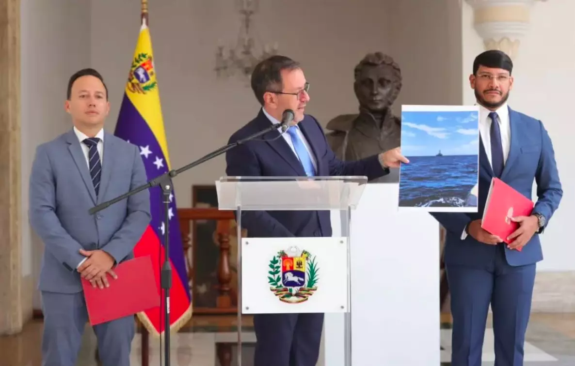Caracas dénonce l'arraisonnement d'un bateau de pêche par les États-Unis dans les eaux vénézuéliennes