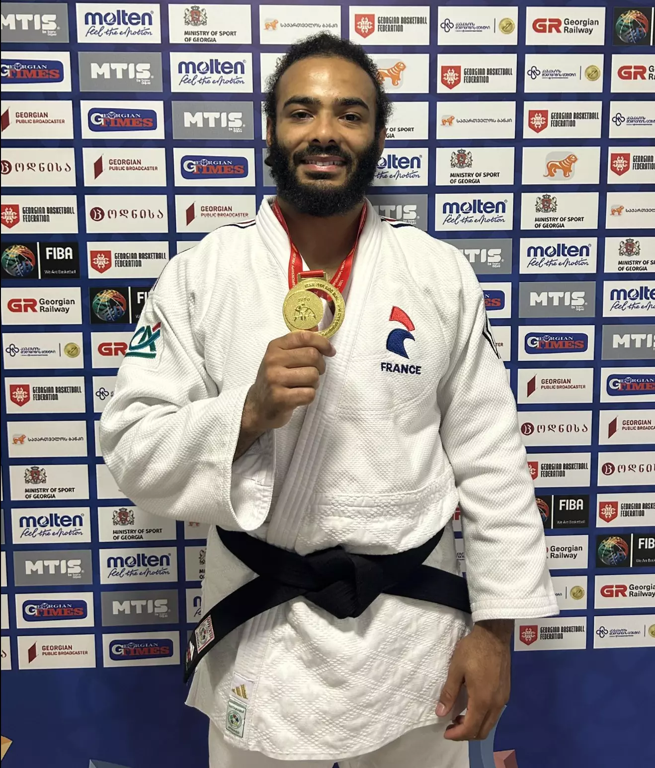 Le Guadeloupéen Hélios Latchoumanaya décroche un troisième titre européen de Para-Judo à Tbilissi en Géorgie