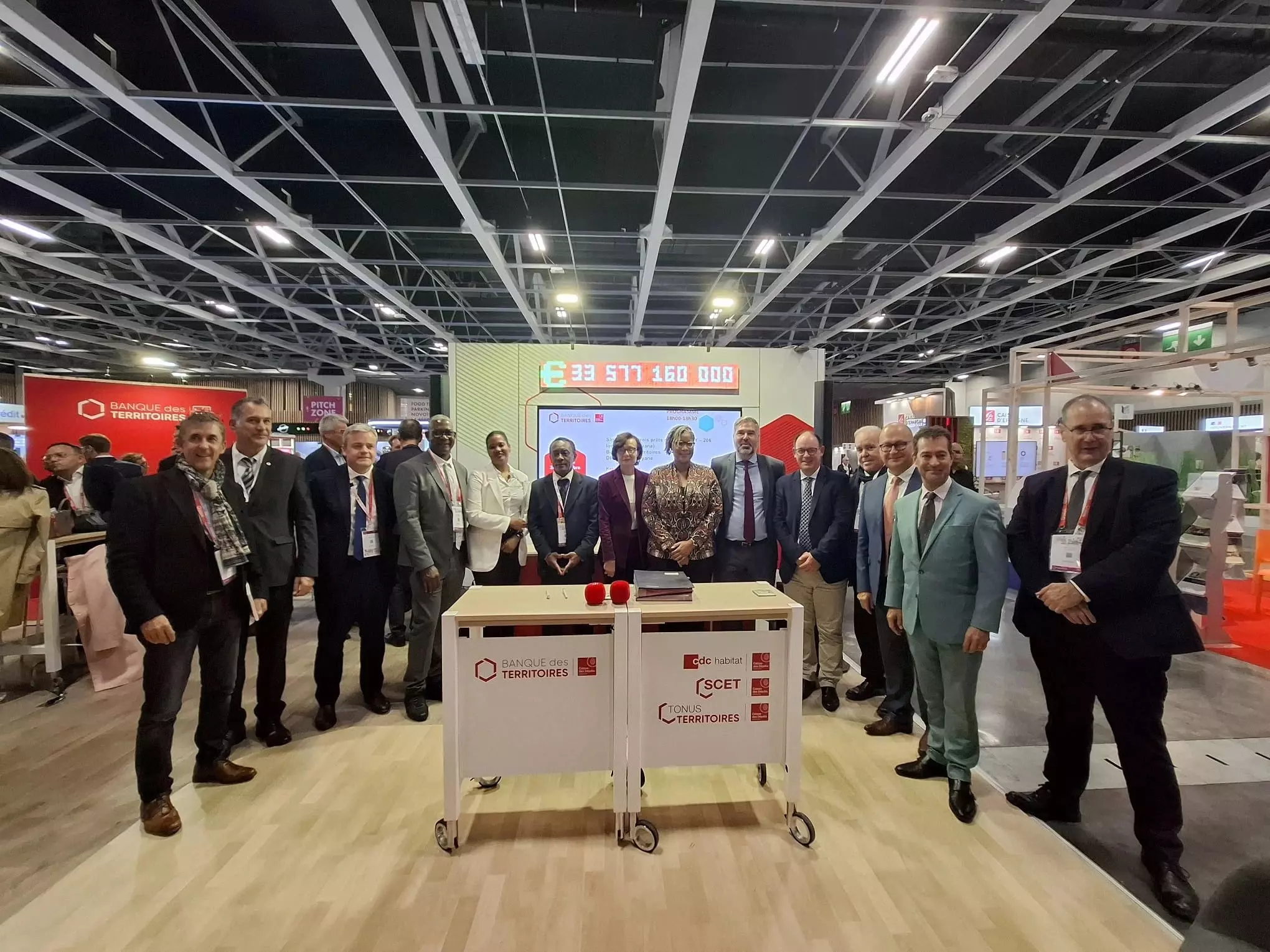 Au Congrès de l’USH, La Banque des Territoires Antilles-Guyane signe 10 contrats en faveur du logement social