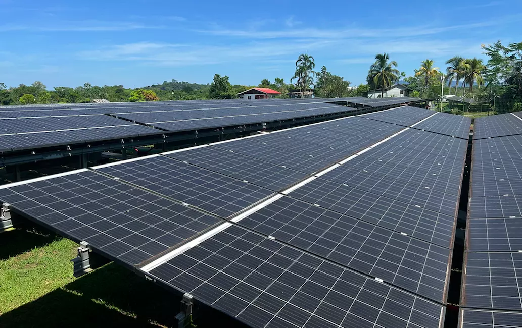 Guyane : Une nouvelle centrale solaire pour accélérer la transition énergétique à Maripasoula