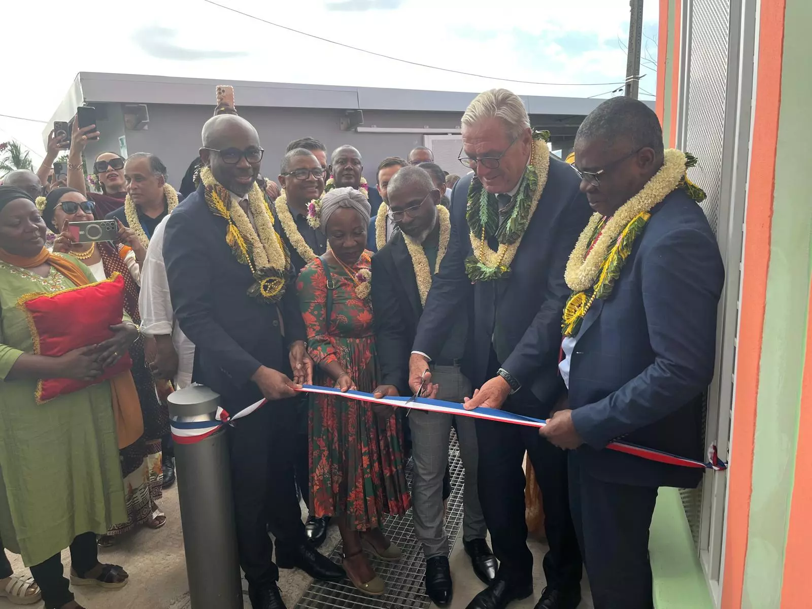 Mayotte : Une nouvelle PMI inaugurée à Mtsamboro, en présence du président des Départements de France