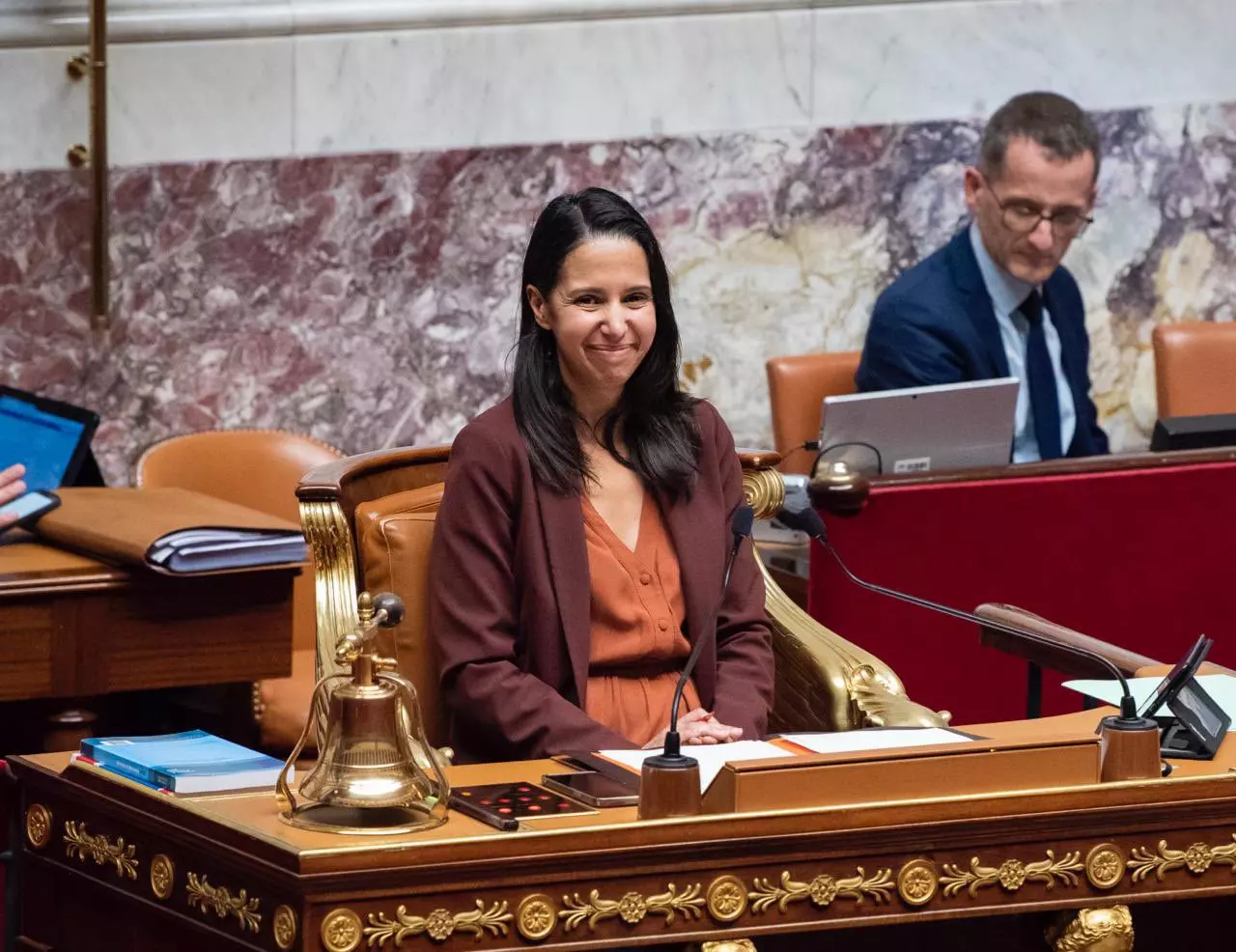 Gouvernement Lecornu 2 : Naïma Moutchou remplace Manuel Valls au Ministère des Outre-mer, qui n'est plus un ministère d'État