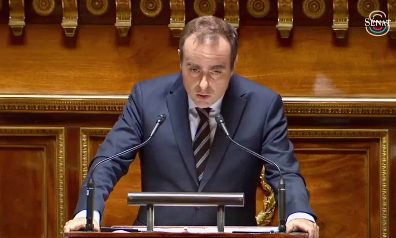 Outre-mer : Devant le Sénat, Sébastien Lecornu promet plus de transparence et une meilleure concurrence pour faire baisser les prix