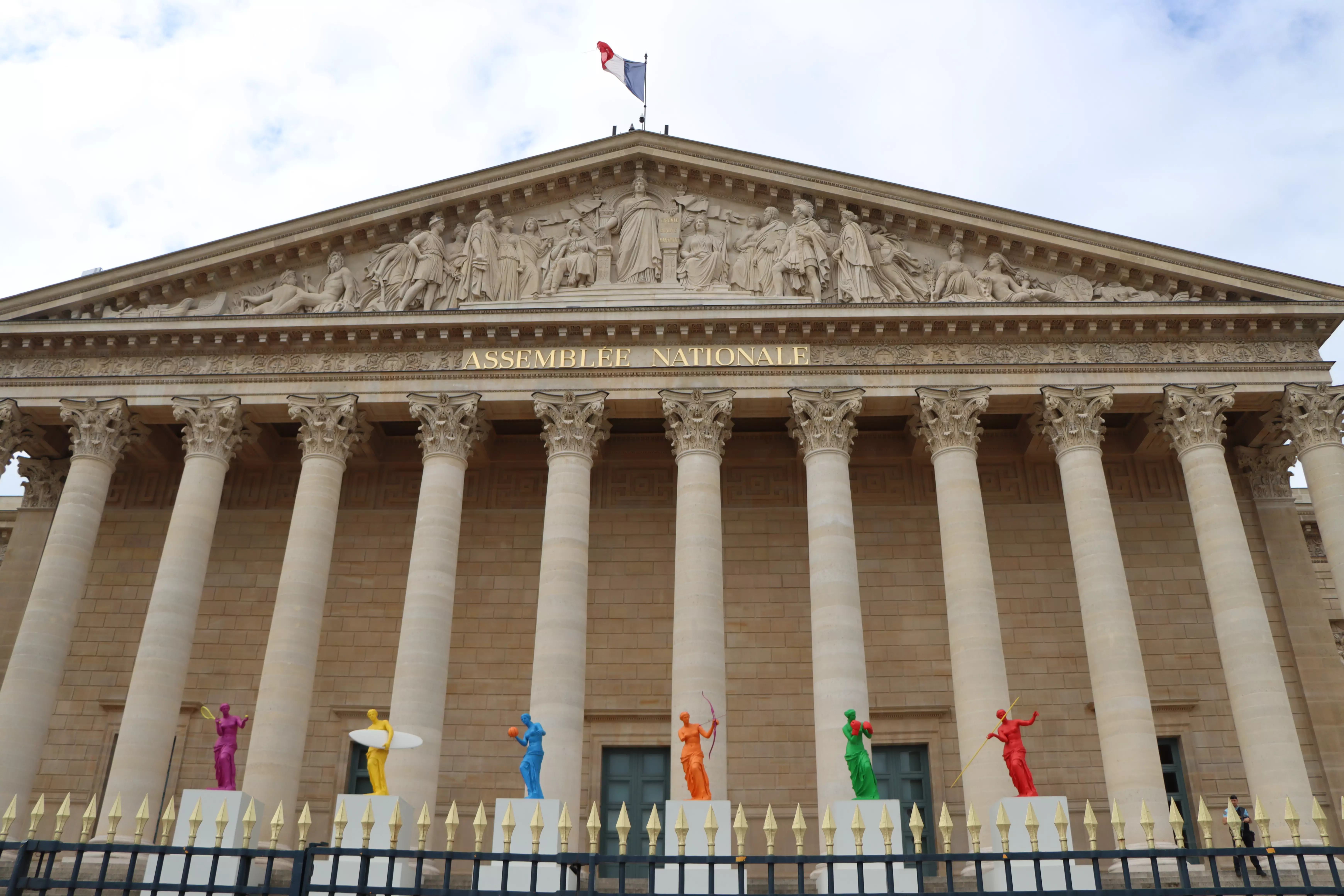 Outre-mer : levée de boucliers contre un double « coup de rabot » budgétaire de 750 millions d'euros