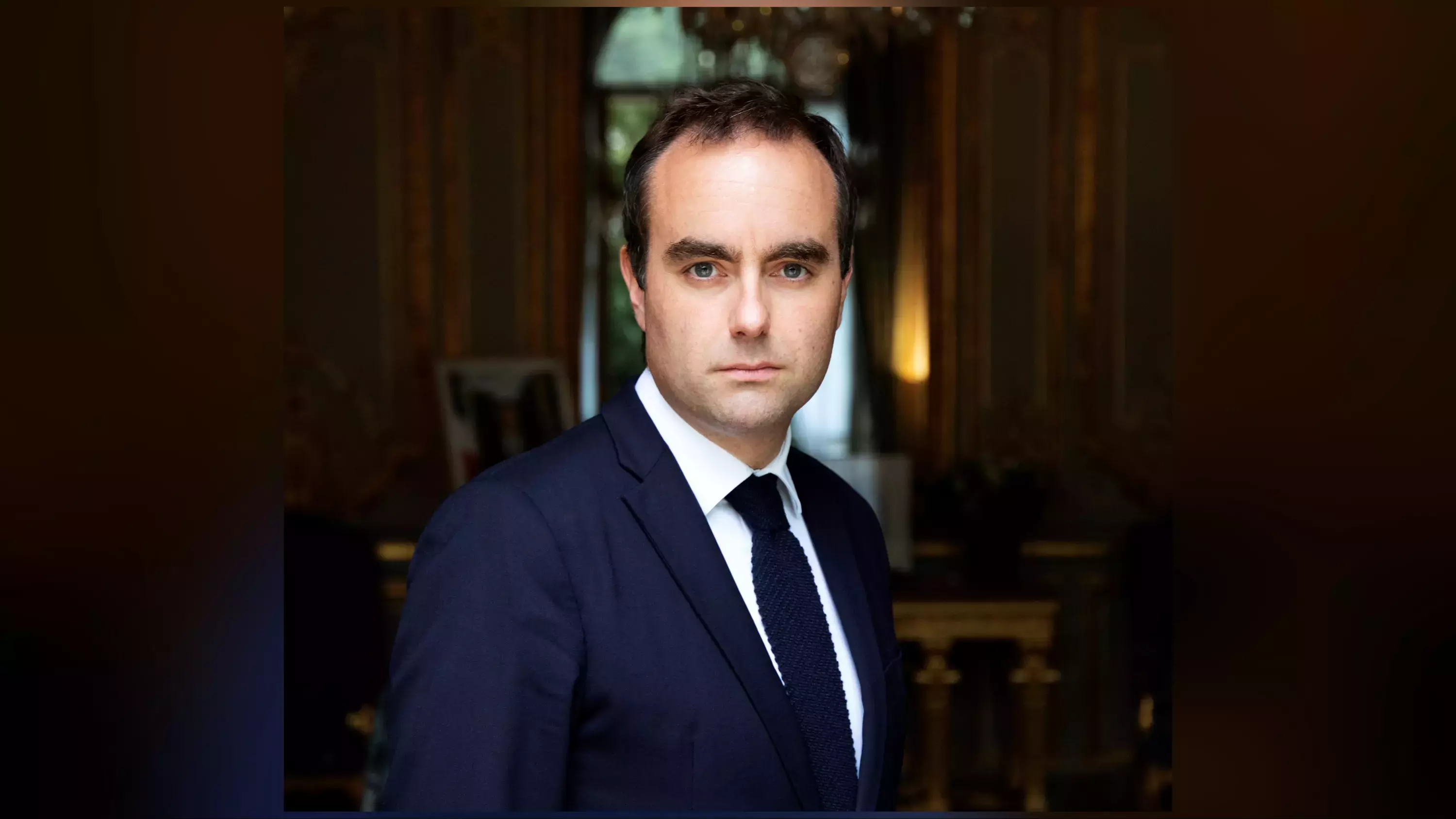 Sébastien Lecornu a remis sa démission à Macron qui l'a acceptée, annonce l'Elysée