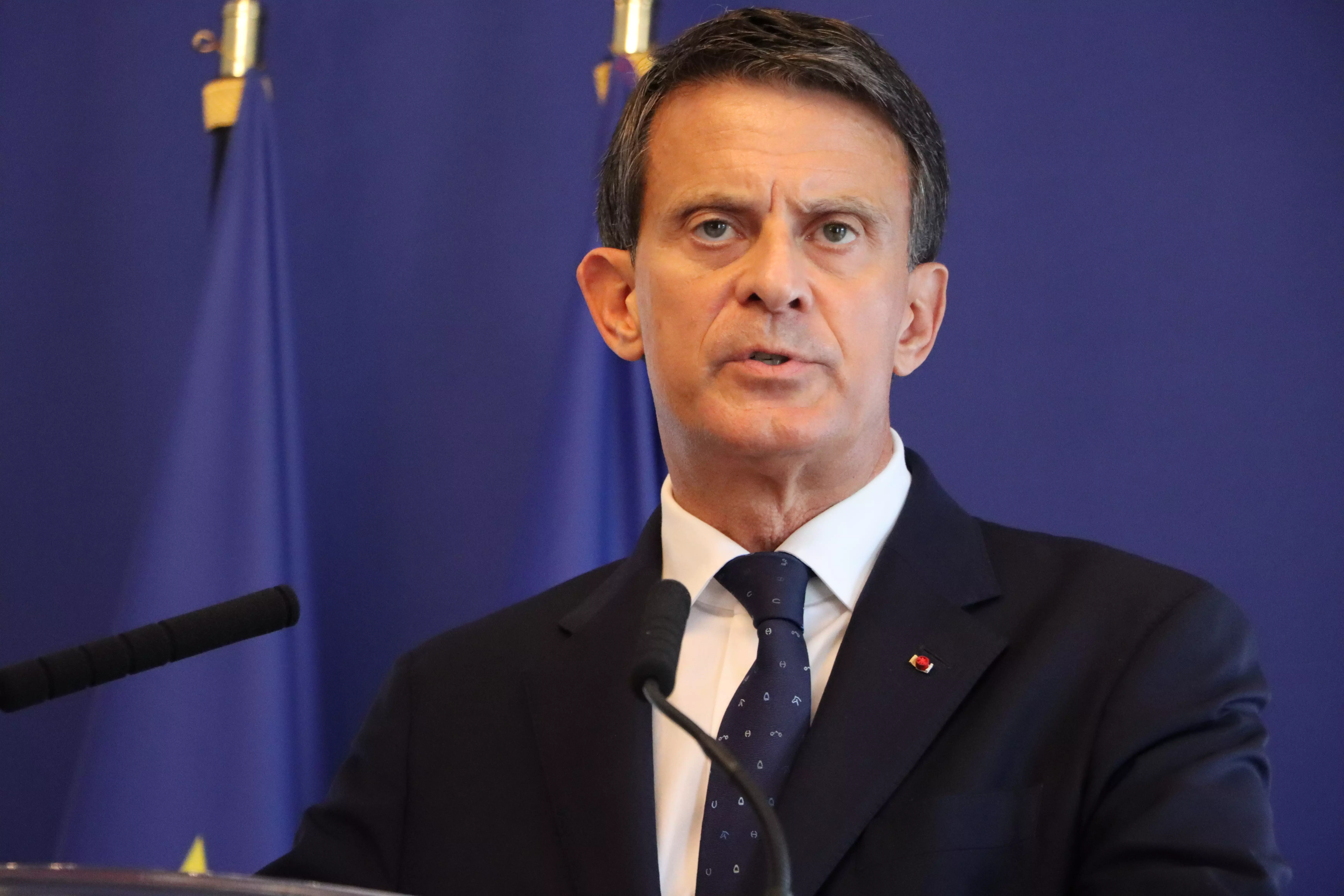 Manuel Valls met en garde contre une dissolution qui « hypothéquerait l'avenir » de la Nouvelle-Calédonie