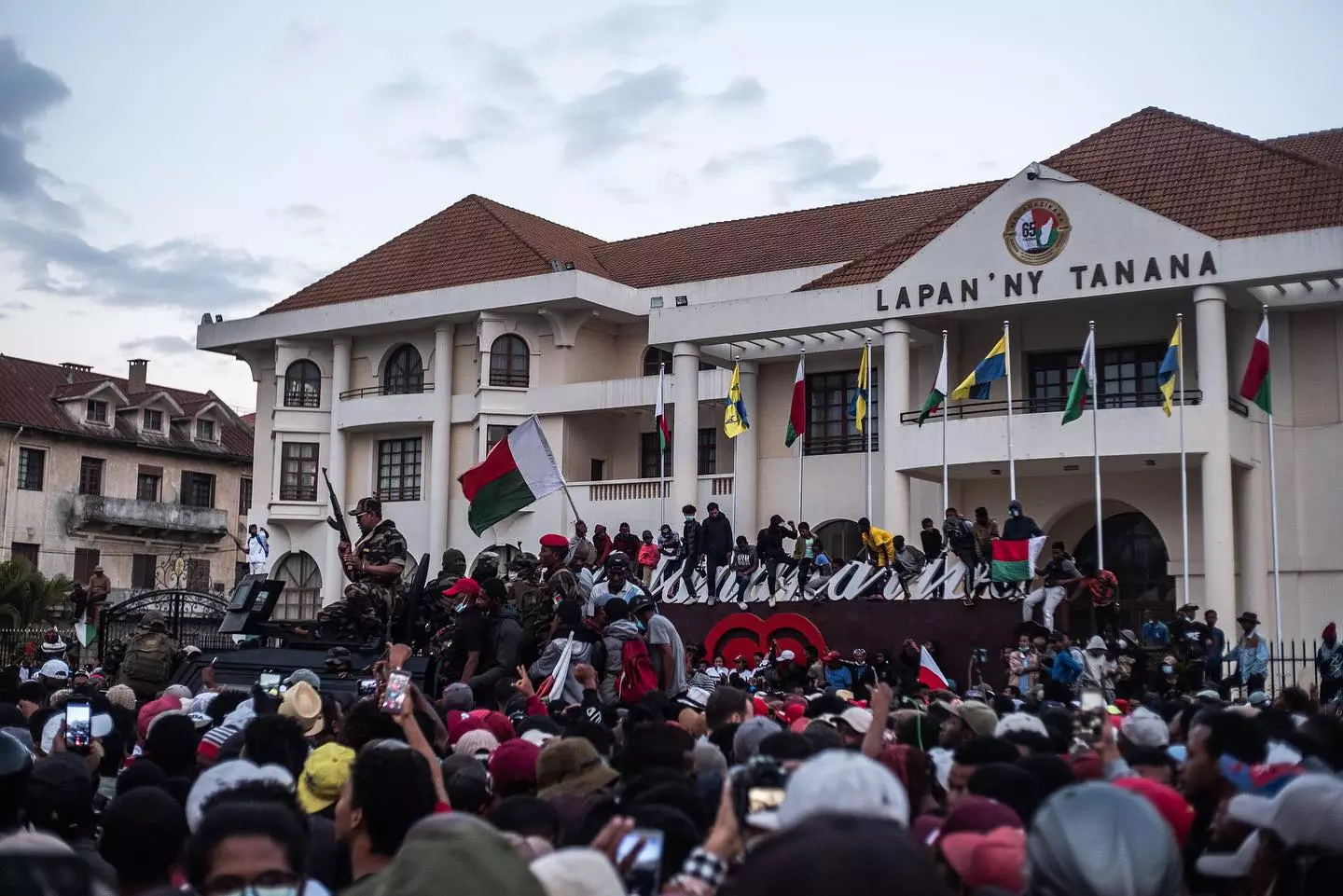 Madagascar : Le CAPSAT dit prendre le contrôle de l'armée, rejoint par la Gendarmerie