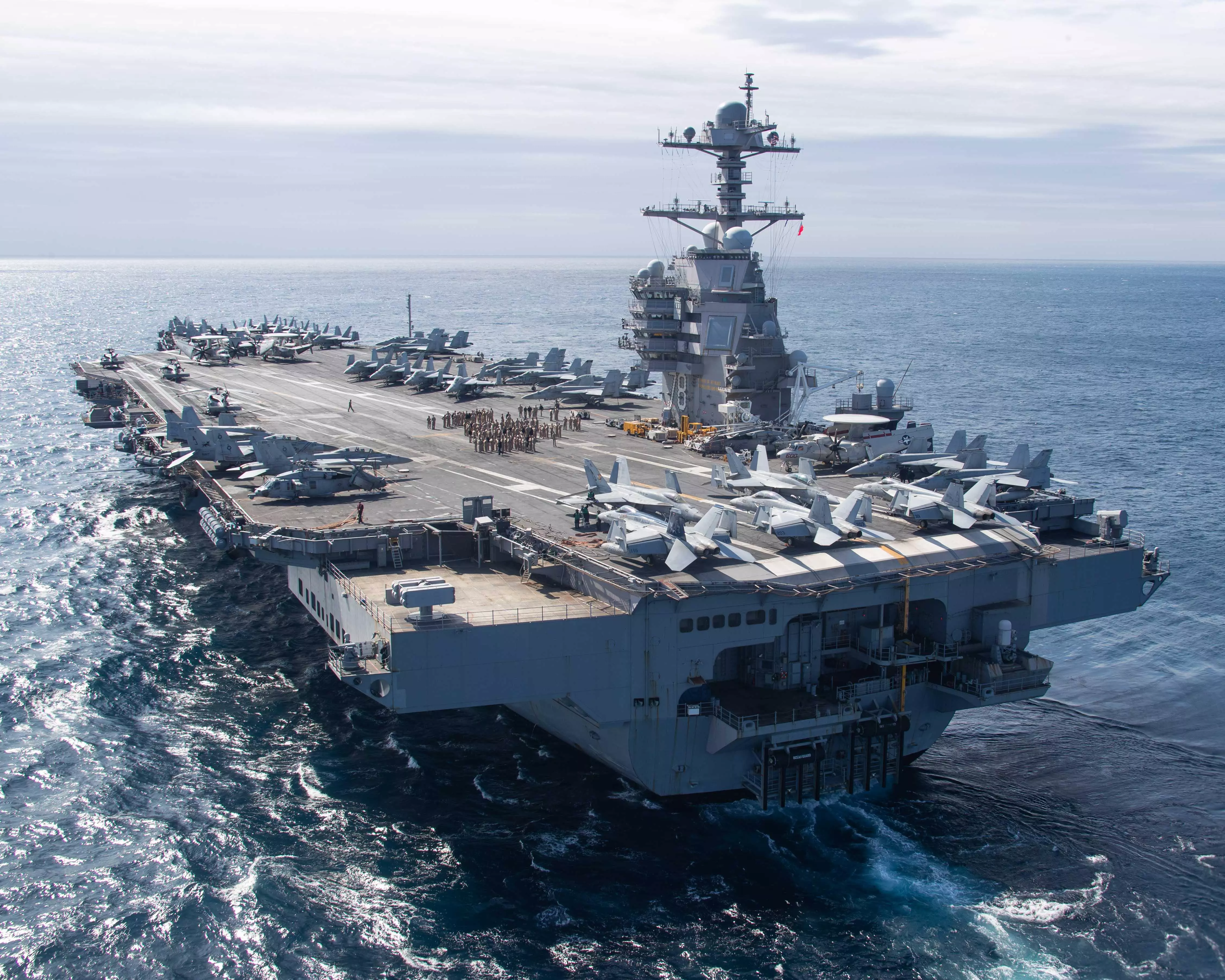 Narcotrafic: Washington déploie un porte-avions et alimente les craintes de guerre