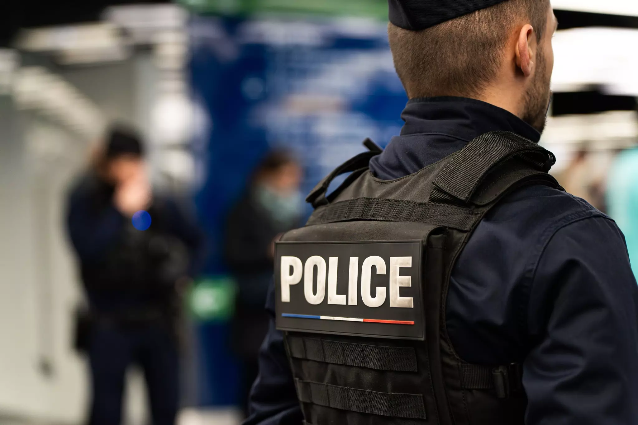 Gare Montparnasse : Un policier tire sur un homme originaire de Wallis et Futuna, connu pour violences conjugales exhibant un couteau