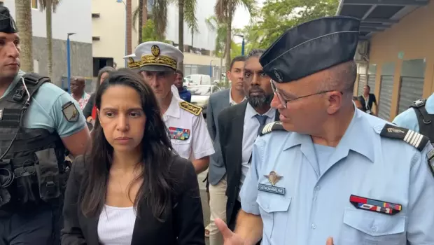 La Réunion : À Bras-Fusil, la ministre des Outre-mer salue les efforts de la brigade de proximité sur la sécurité