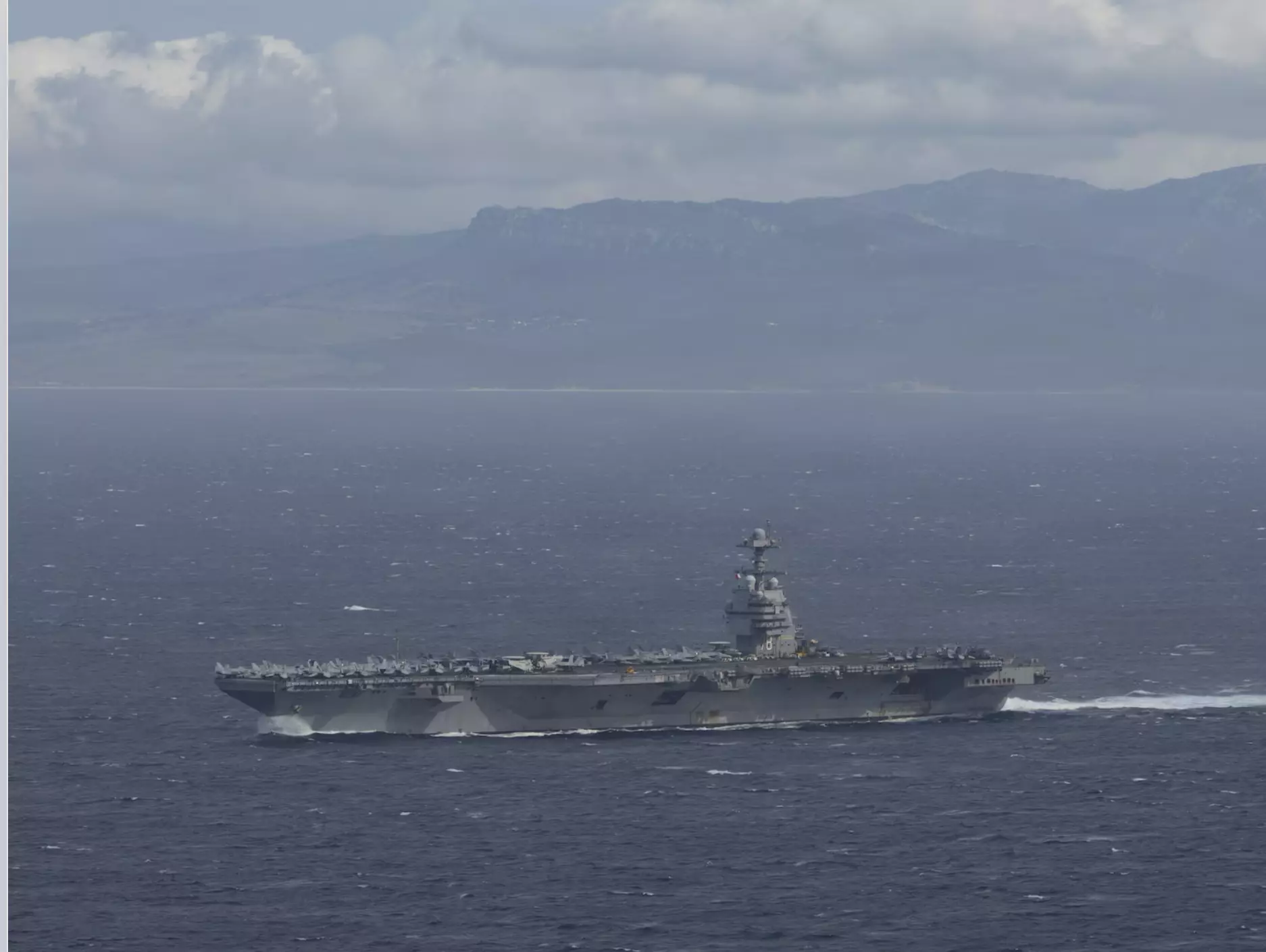 Un porte-avions américain au large de l'Amérique latine attise les tensions avec le Venezuela