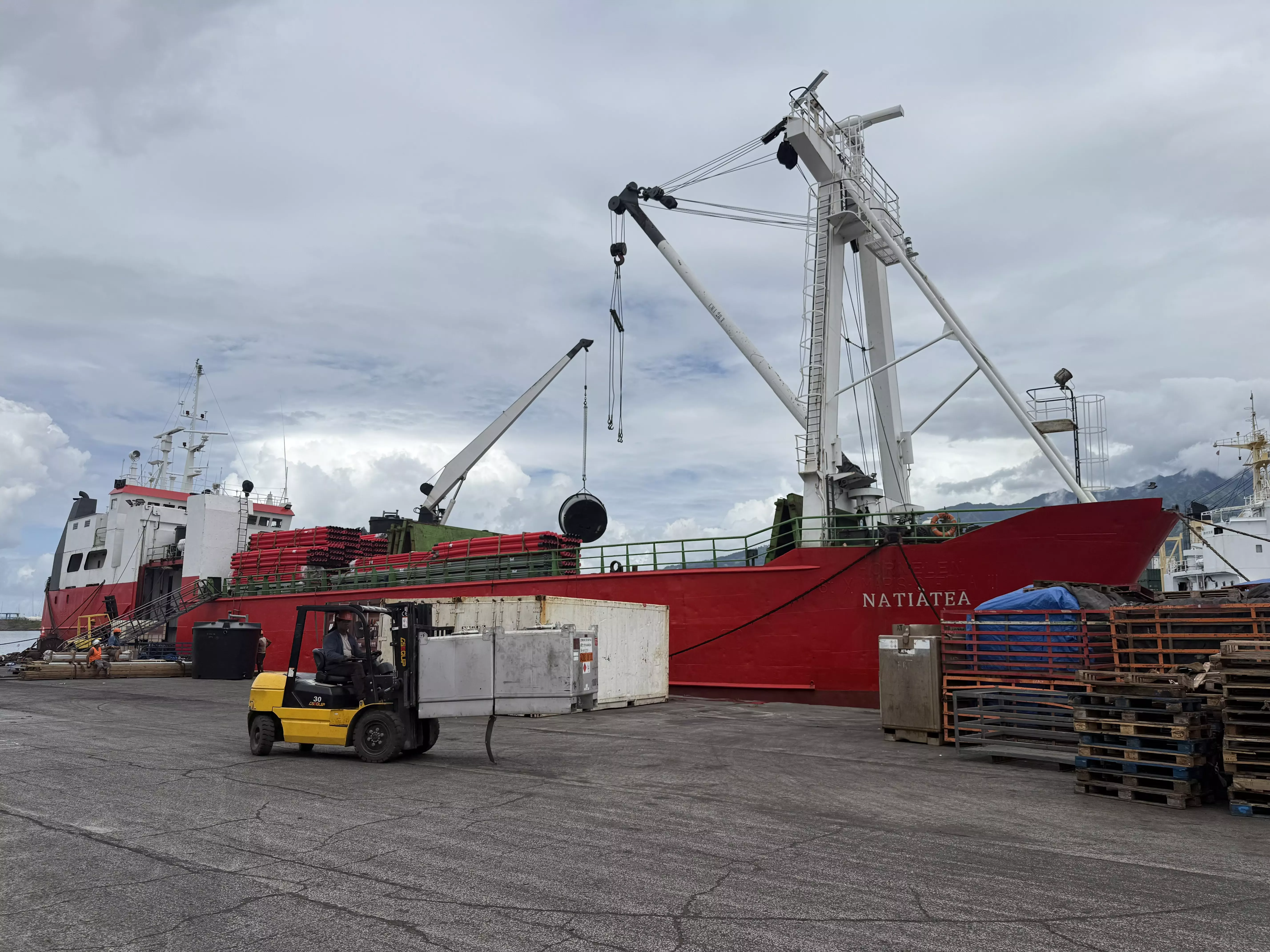 Desserte maritime : En Polynésie, un nouveau navire pour desservir les îles de Maupiti et Maiao