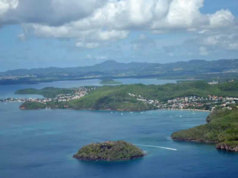 La BRED Banque Populaire s’engage aux côtés du Parc naturel marin pour la préservation des fonds marins martiniquais