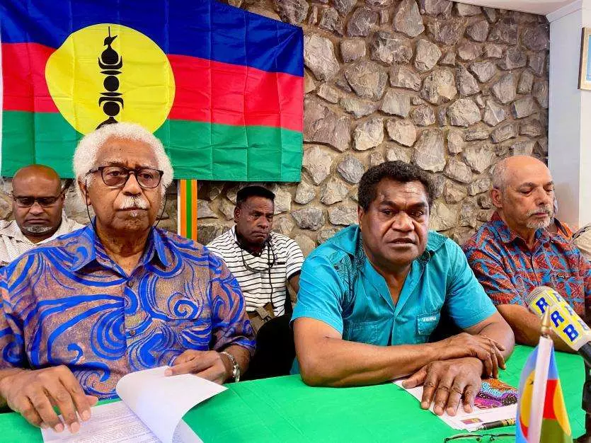 Nouvelle-Calédonie : Le FLNKS mandate une mission à Paris pour reprendre le dialogue et réaffirmer son refus de Bougival