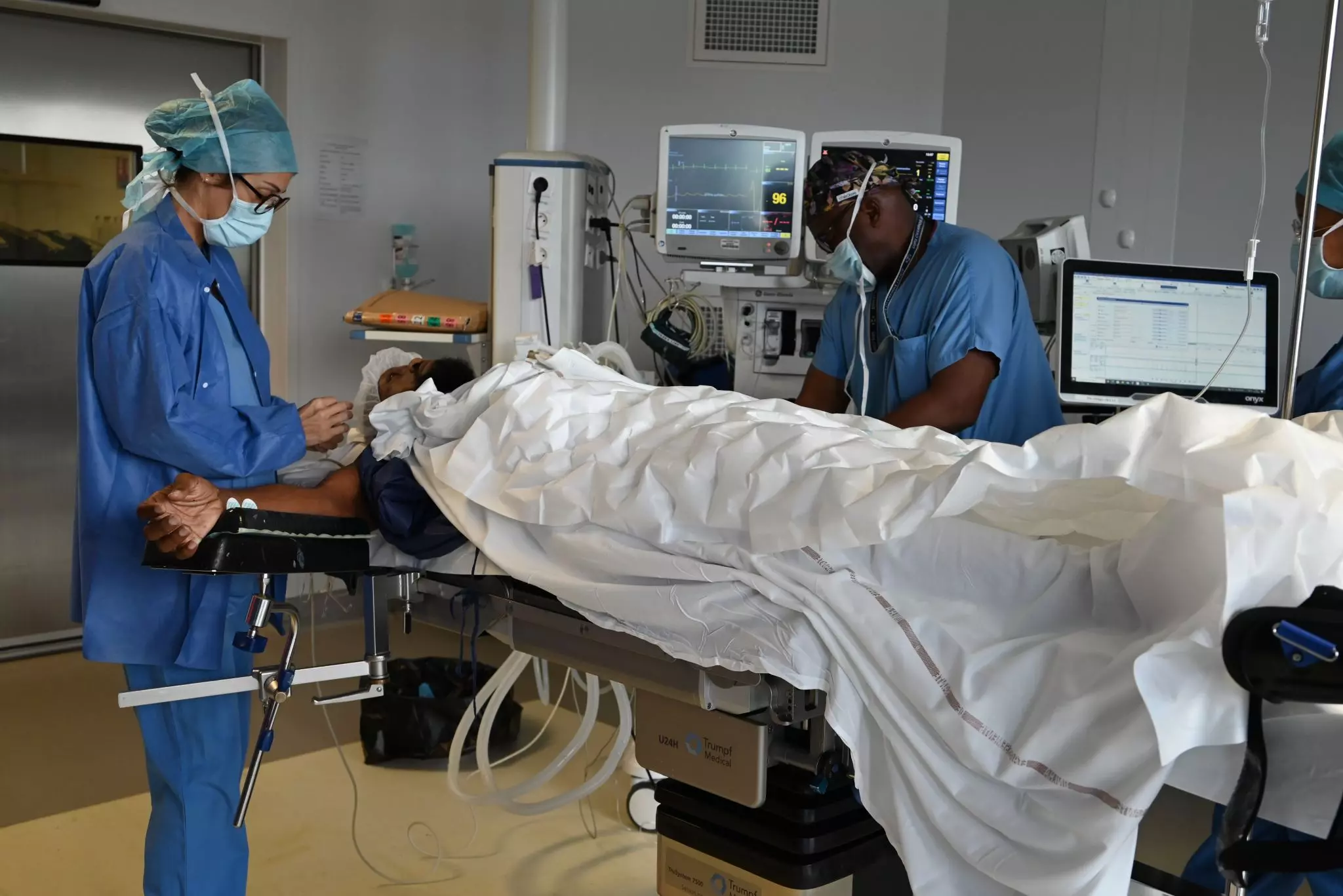 Martinique : Première en chirurgie orthopédique pour le territoire, un allongement du membre inférieur réalisé au CHU