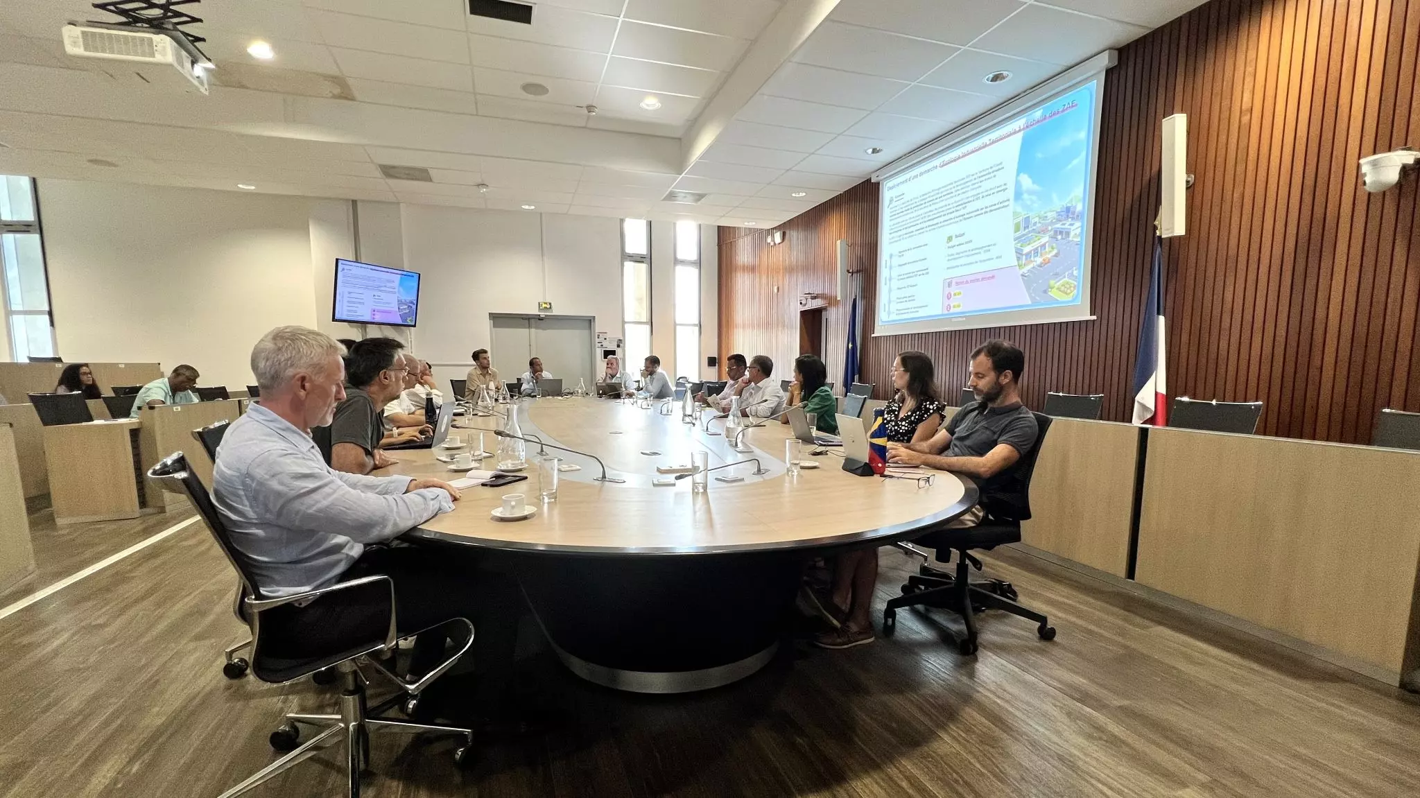 La Réunion : le Territoire de l’Ouest et l’Adir font un point d’avancement du dispositif « Territoires d’Industrie »