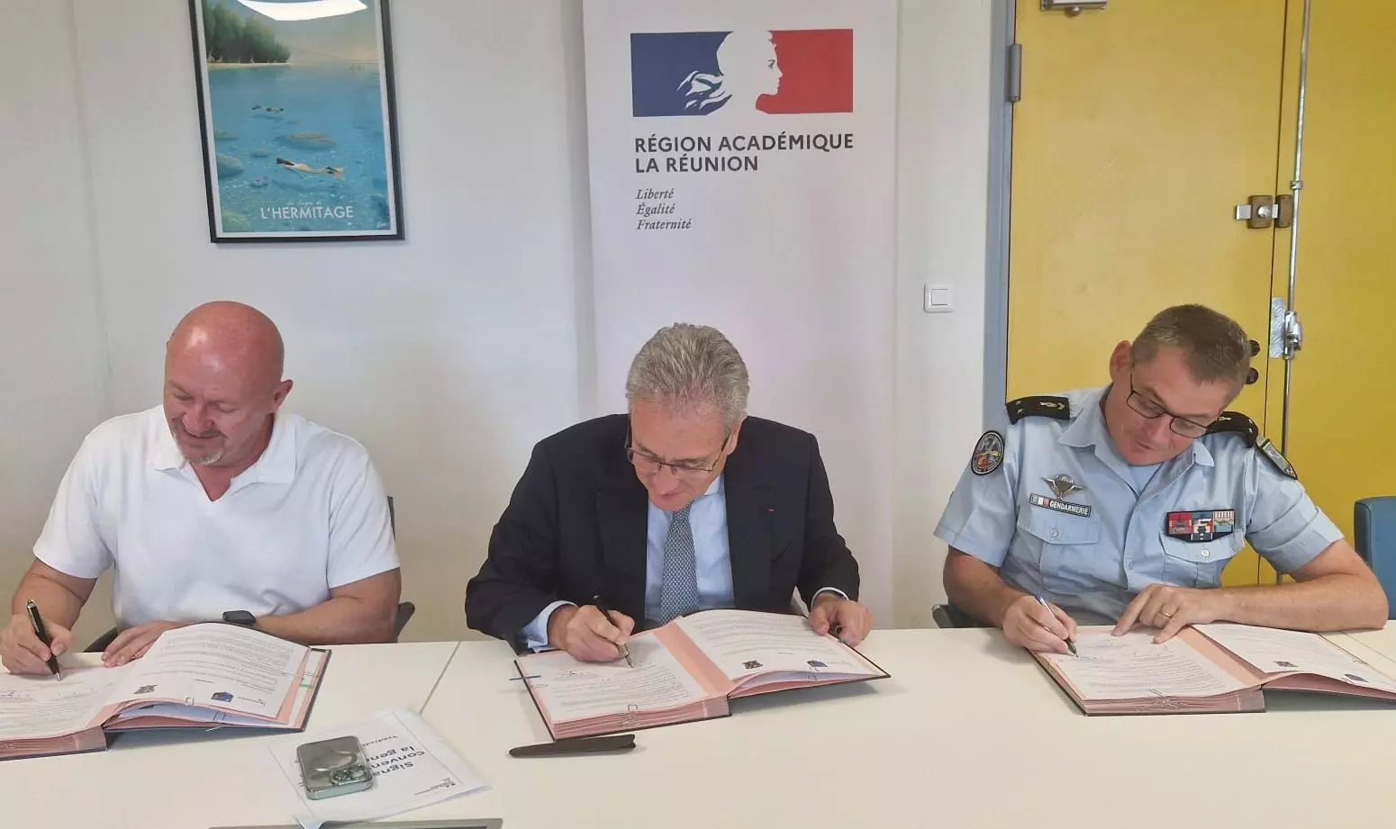 L'Académie de La Réunion et la Gendarmerie nationale renforcent leur partenariat pour la sécurité autour des établissements scolaires