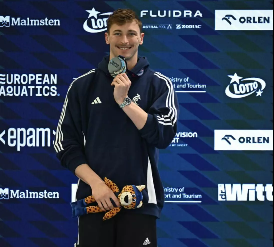 Natation : Le Calédonien Maxime Grousset manque l'or pour un centième au 100 m quatre nages de l’Euro en petit bassin