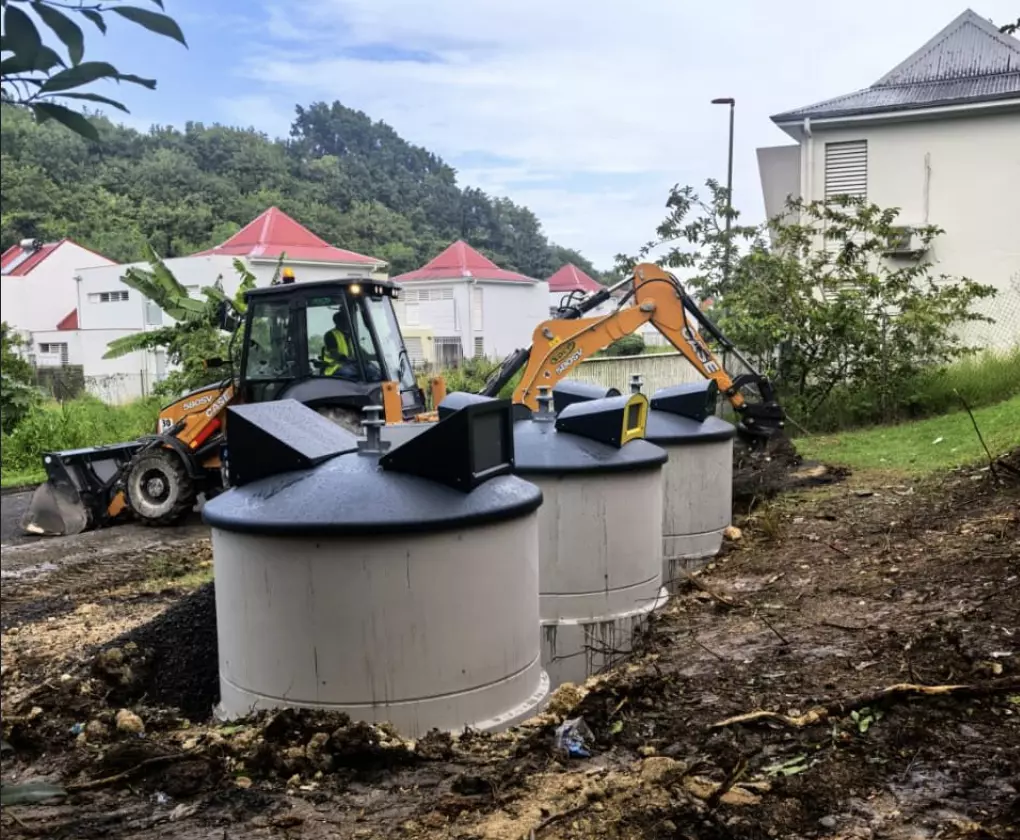 Gestion des déchets en Guadeloupe&nbsp;: des colonnes semi-enterrées installées pour la première fois sur le territoire
